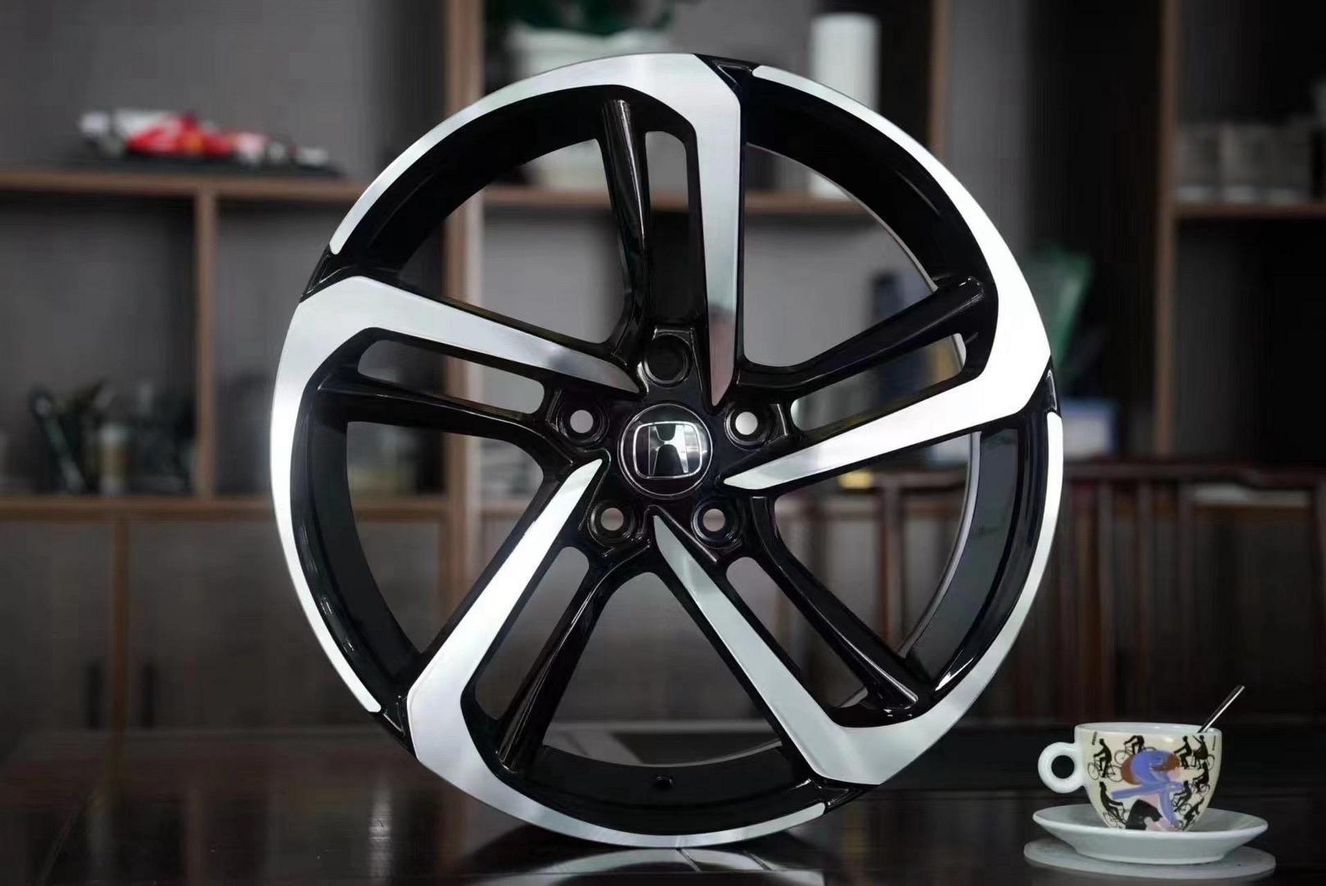 升级19寸美版刀锋轮毂 搭配235 35 19卫途轮胎 一步到位 16升级19