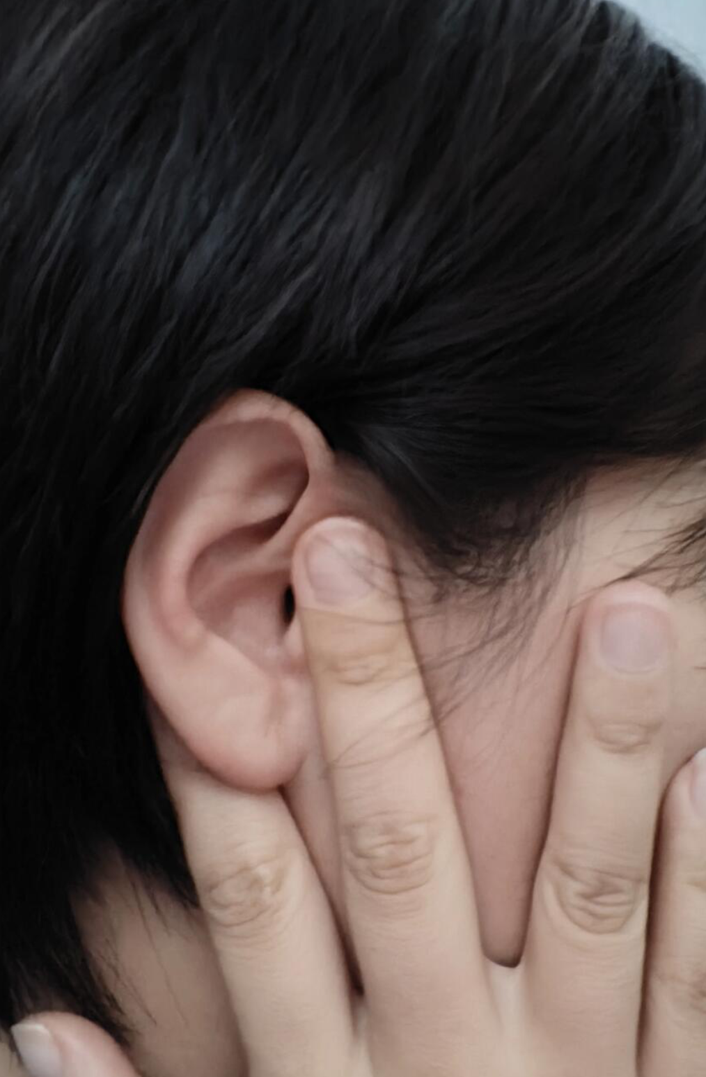 视力不好通常不会引起耳鸣.视力和耳鸣之间没有直接联系