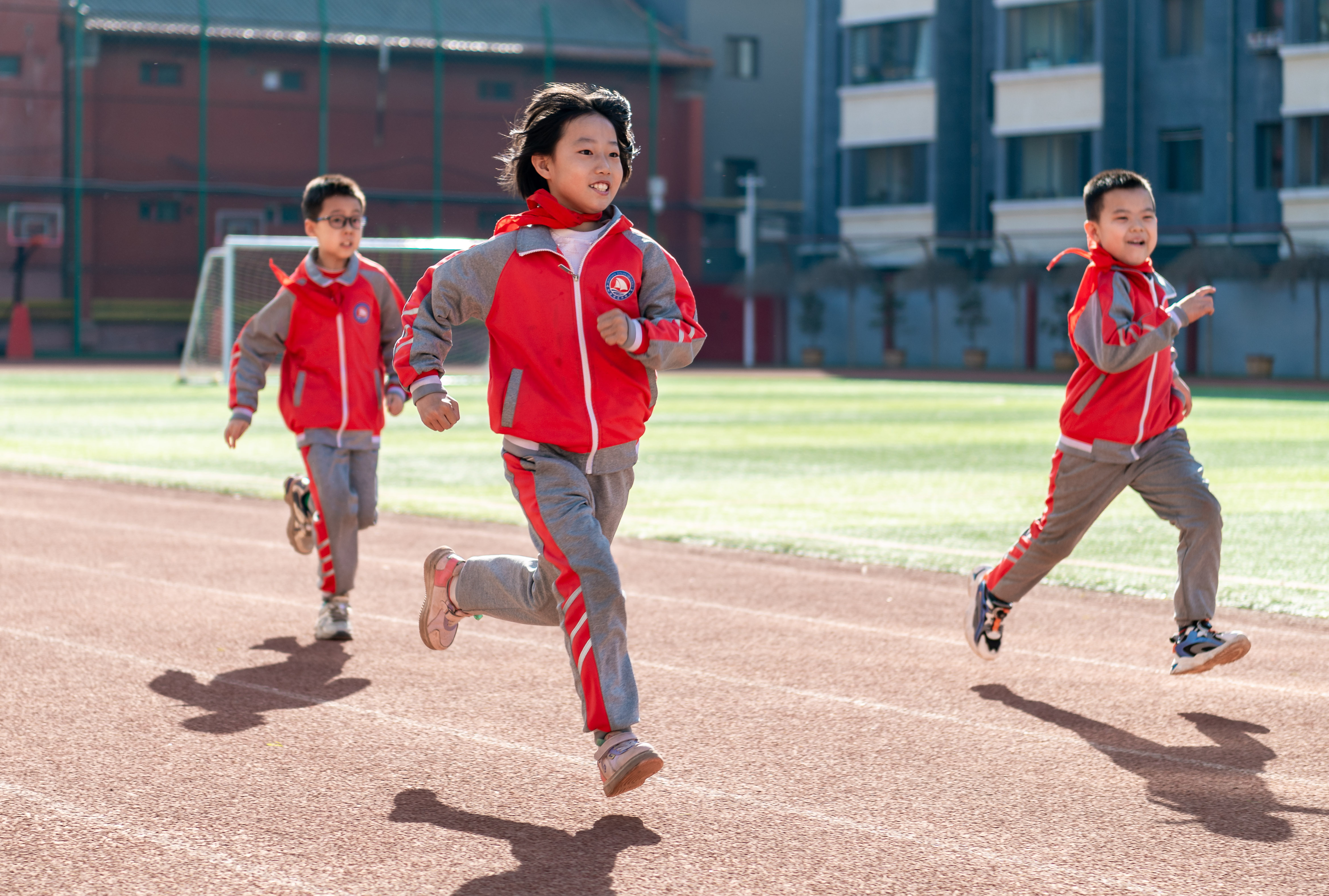 3月28日,内蒙古自治区呼和浩特市玉泉区通顺街小学举行学生体质健康