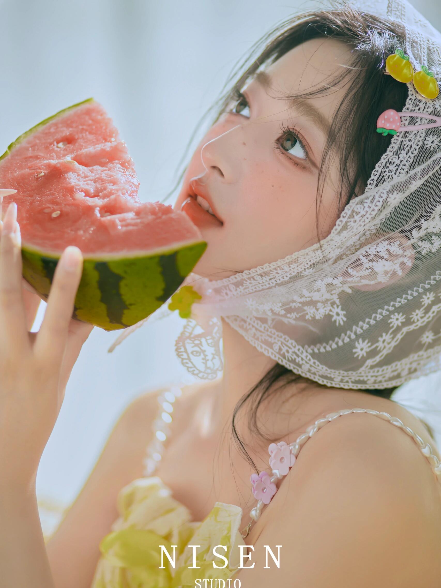 91西瓜味的夏天97是少女的写真呀92 武汉写真.武汉艺术照.