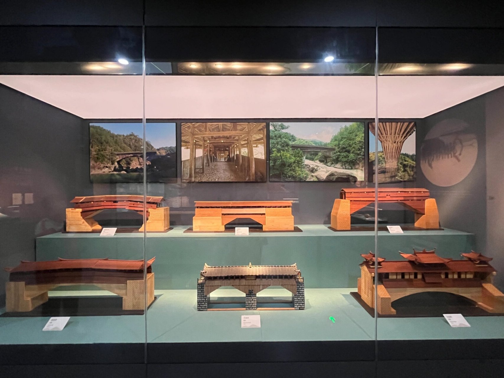 宁德市博物馆 博物馆新展厅面积800平方米,陈列分为宁德历史和闽东