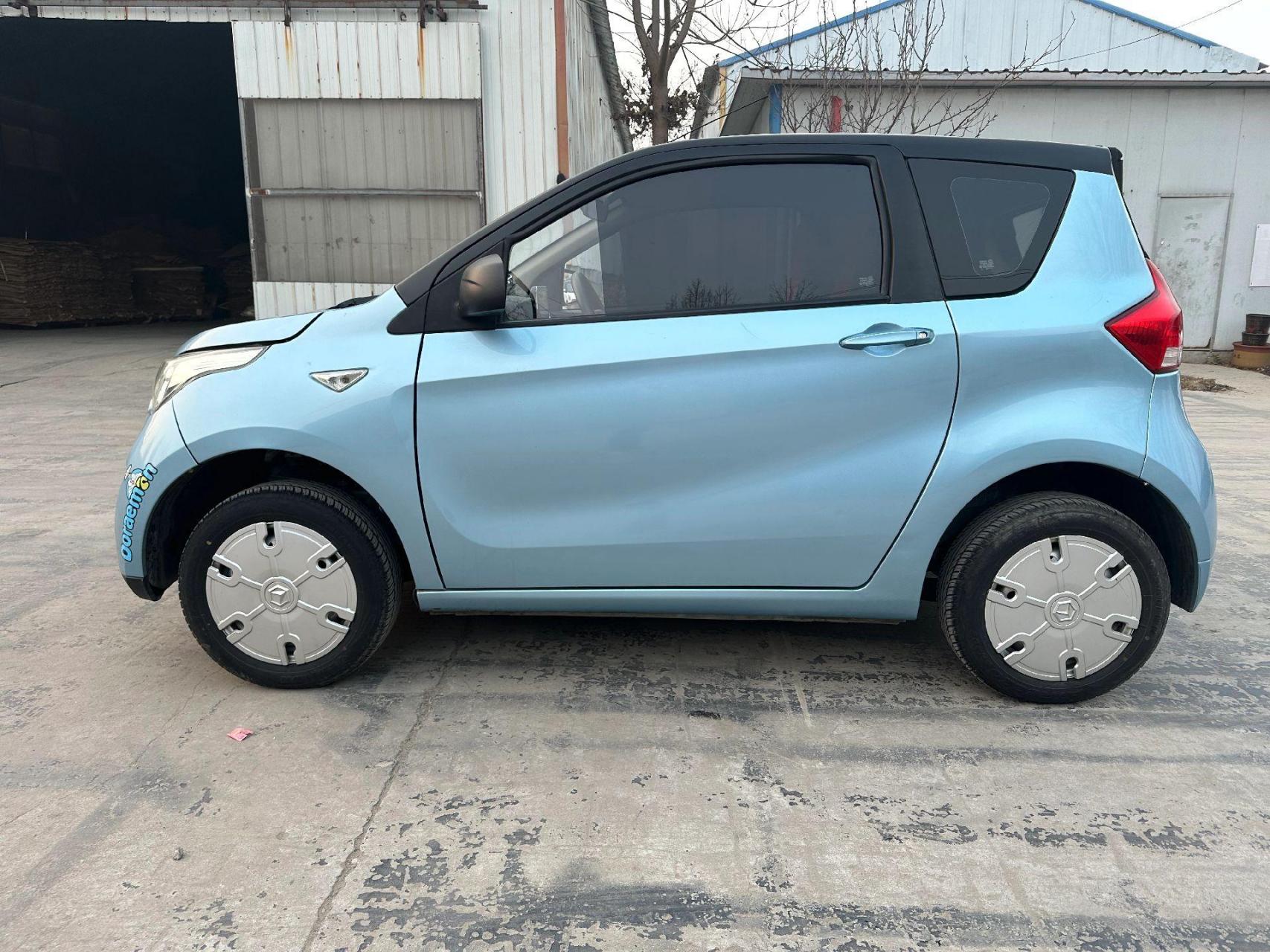 到家一辆21年中旬购买使用极品雷丁coco,中控大屏倒车影像,电动门窗