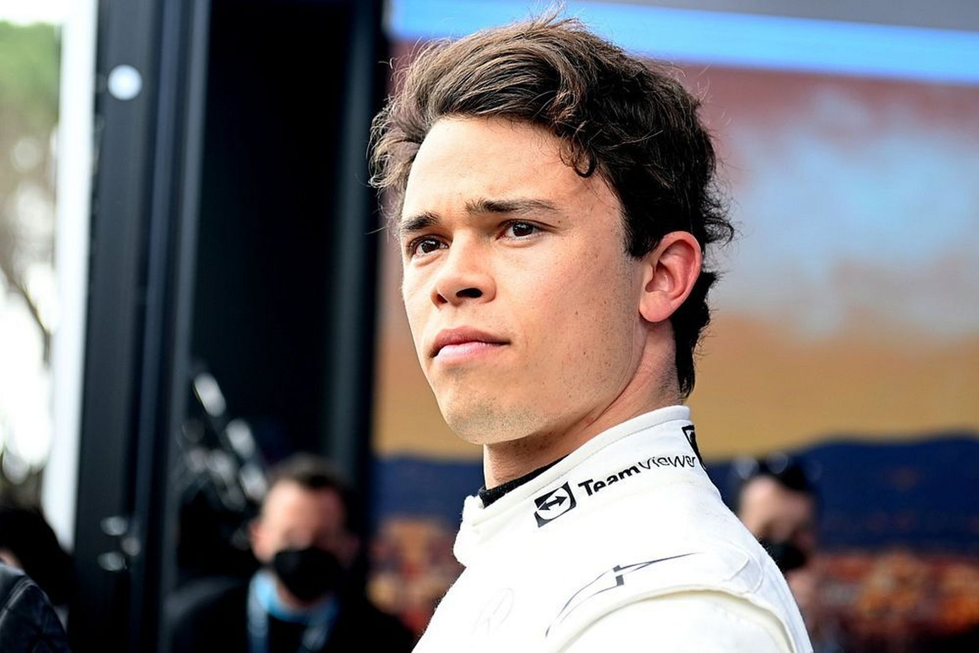 【f1】9715红牛车队领队霍纳:"目前,我们没有将德弗里斯替换掉的