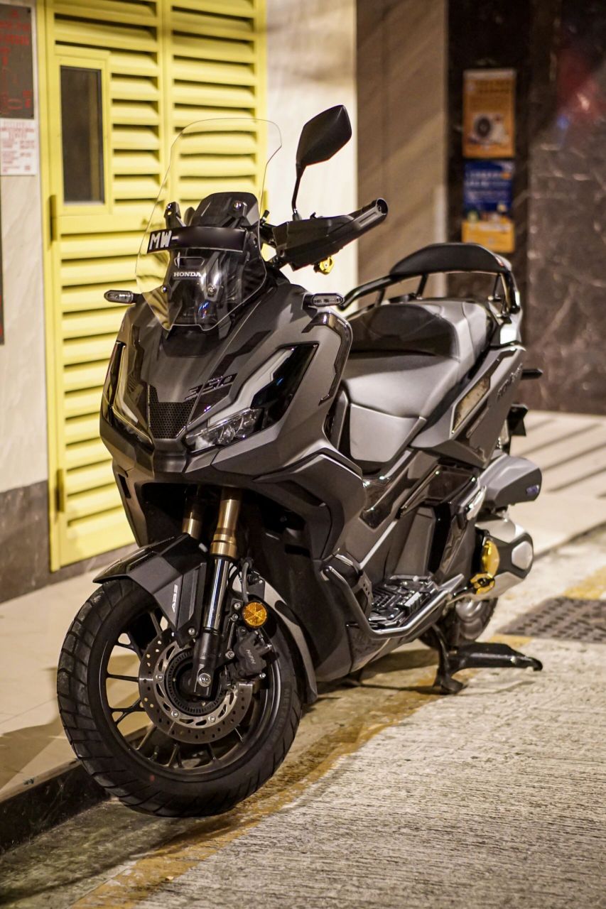 罕有的 honda adv350