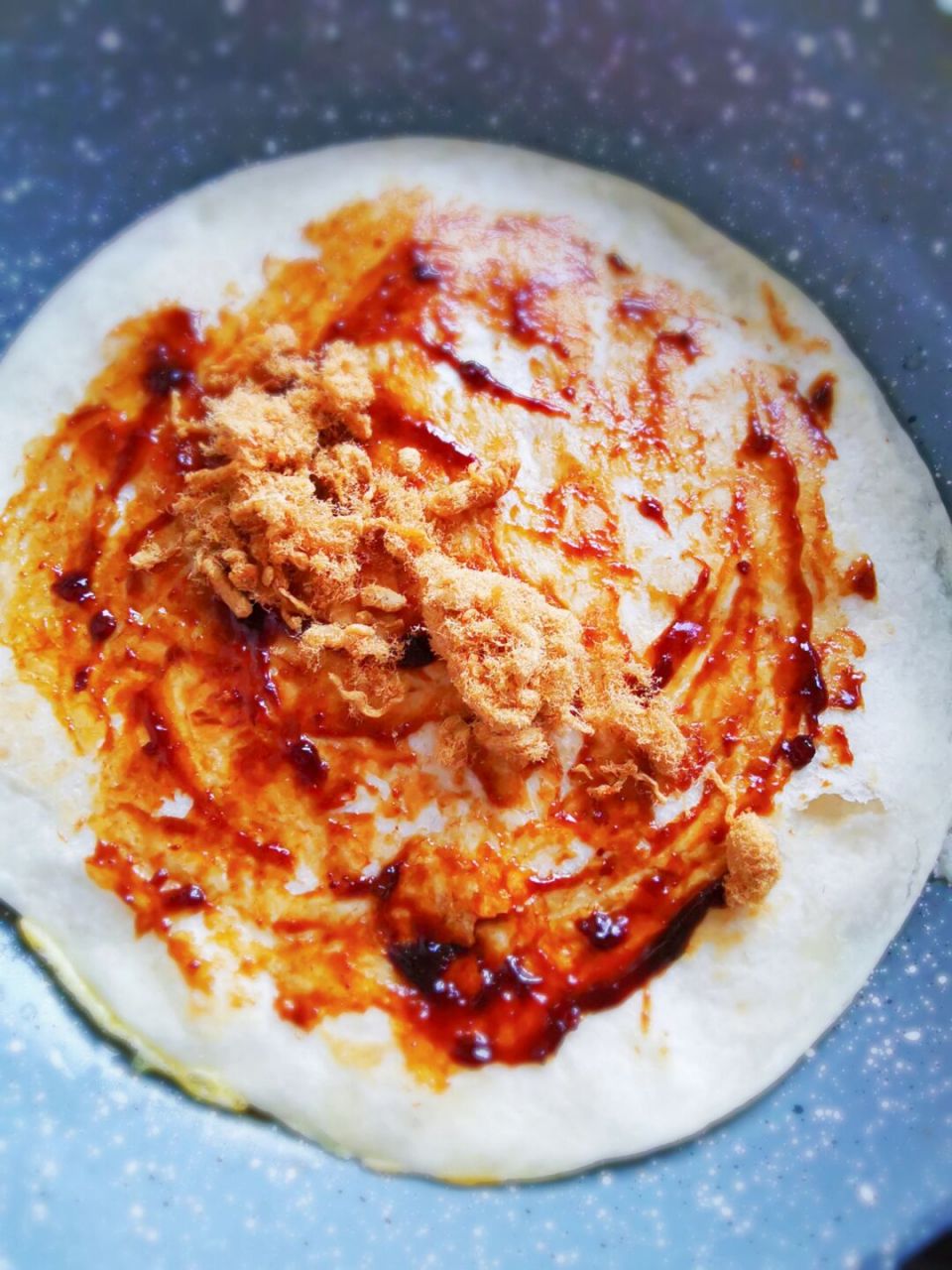 10分钟快手早餐-肉松鸡蛋卷饼01566难度6015 有鸡蛋有薄饼10