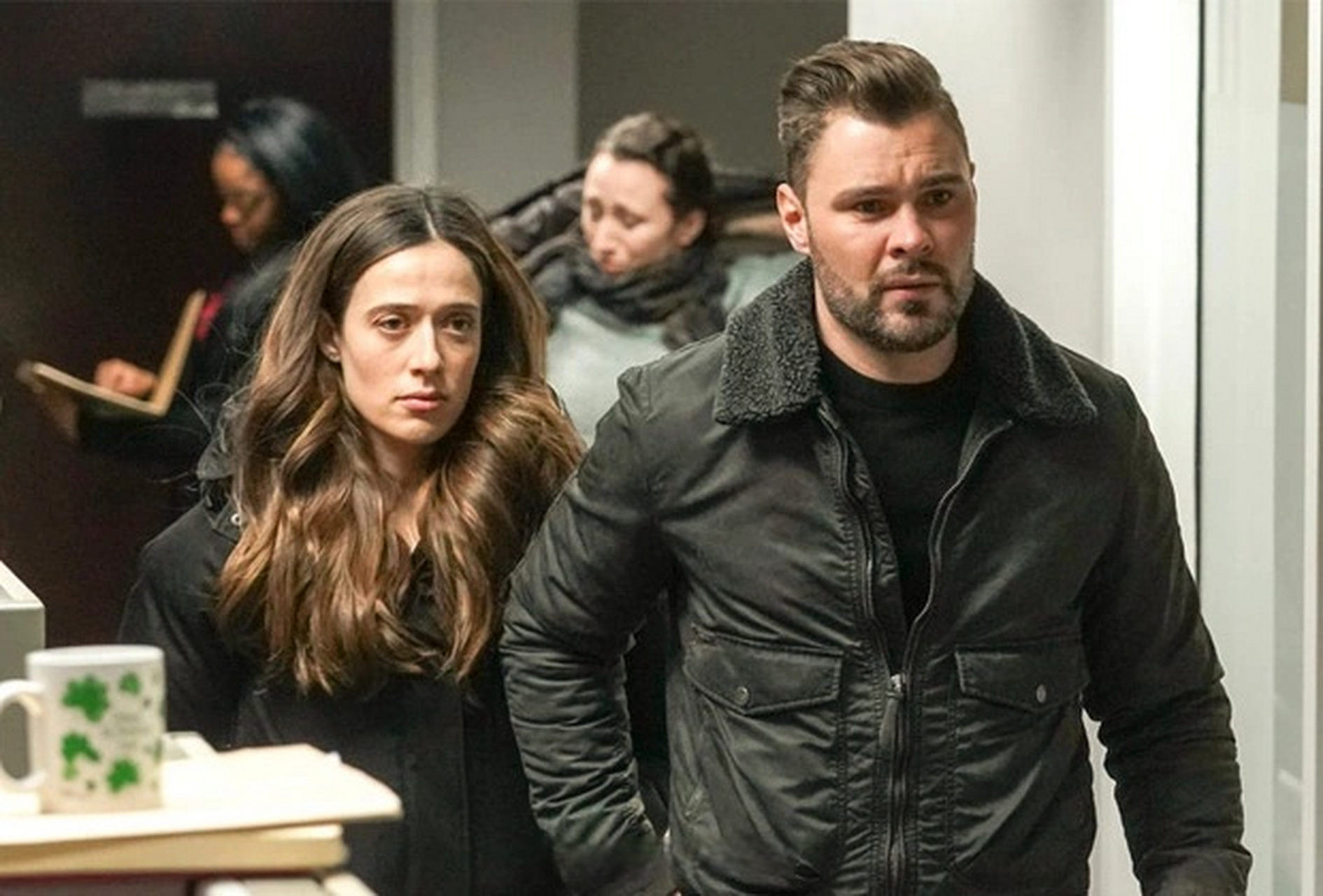 在下周即将播出的《芝加哥警署》第九季第14集中,伯吉斯与鲁塞克两人