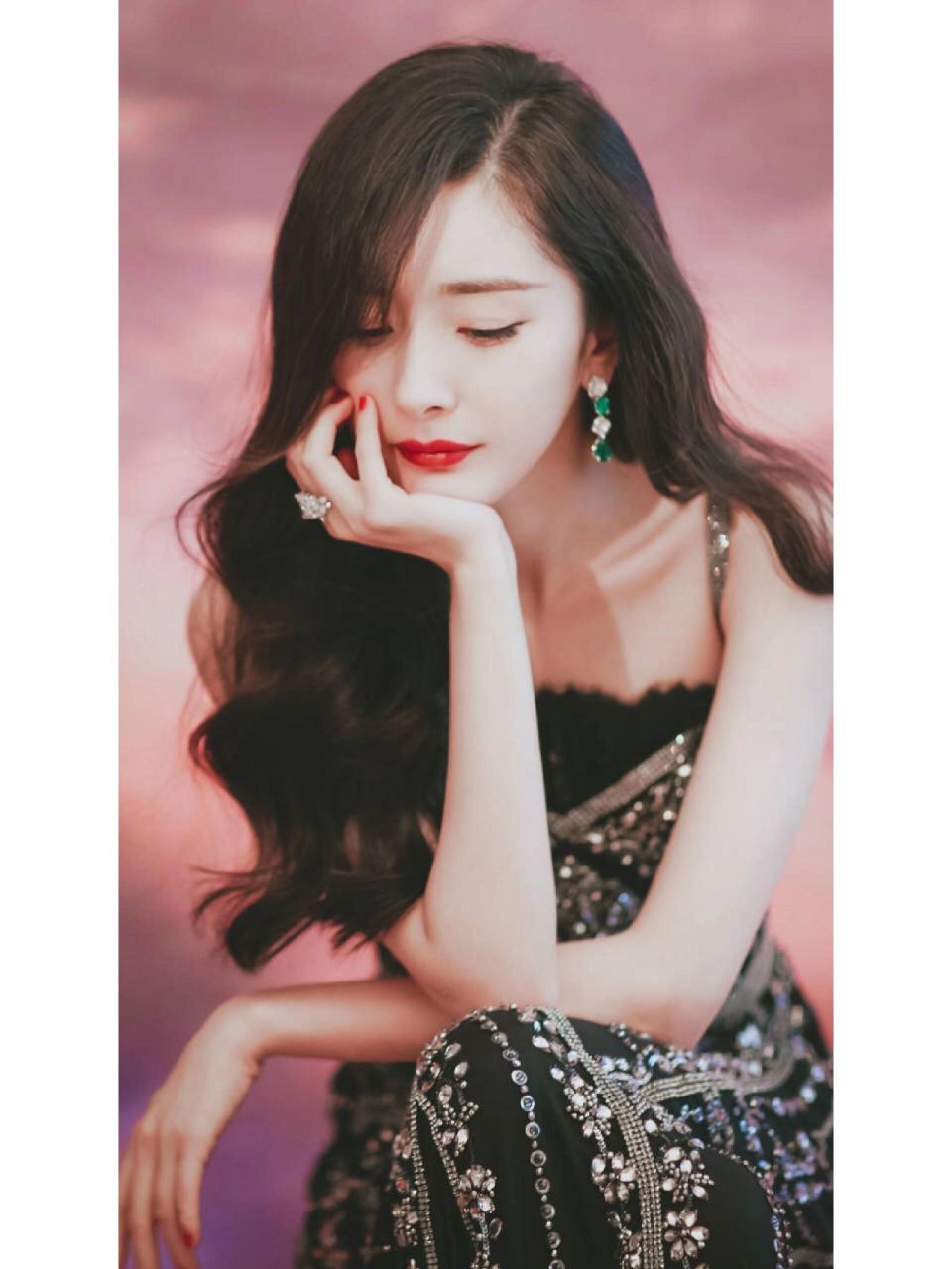 纯剪子 石剪女 布剪女都是怎么穿的 女明星里鞠婧祎是纯女剪子扮相