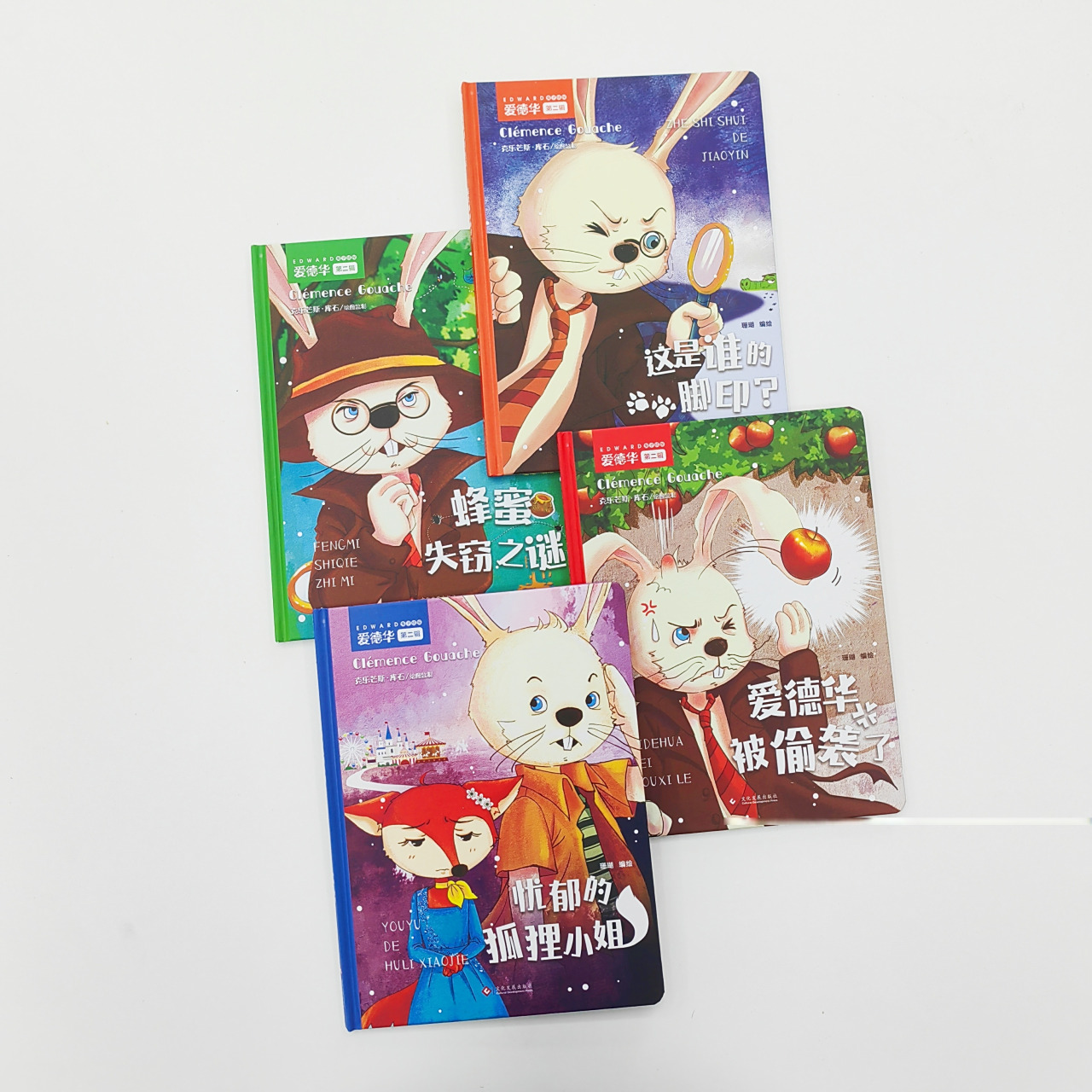 姓名:爱德华 职业:侦探,明星 种族:中法