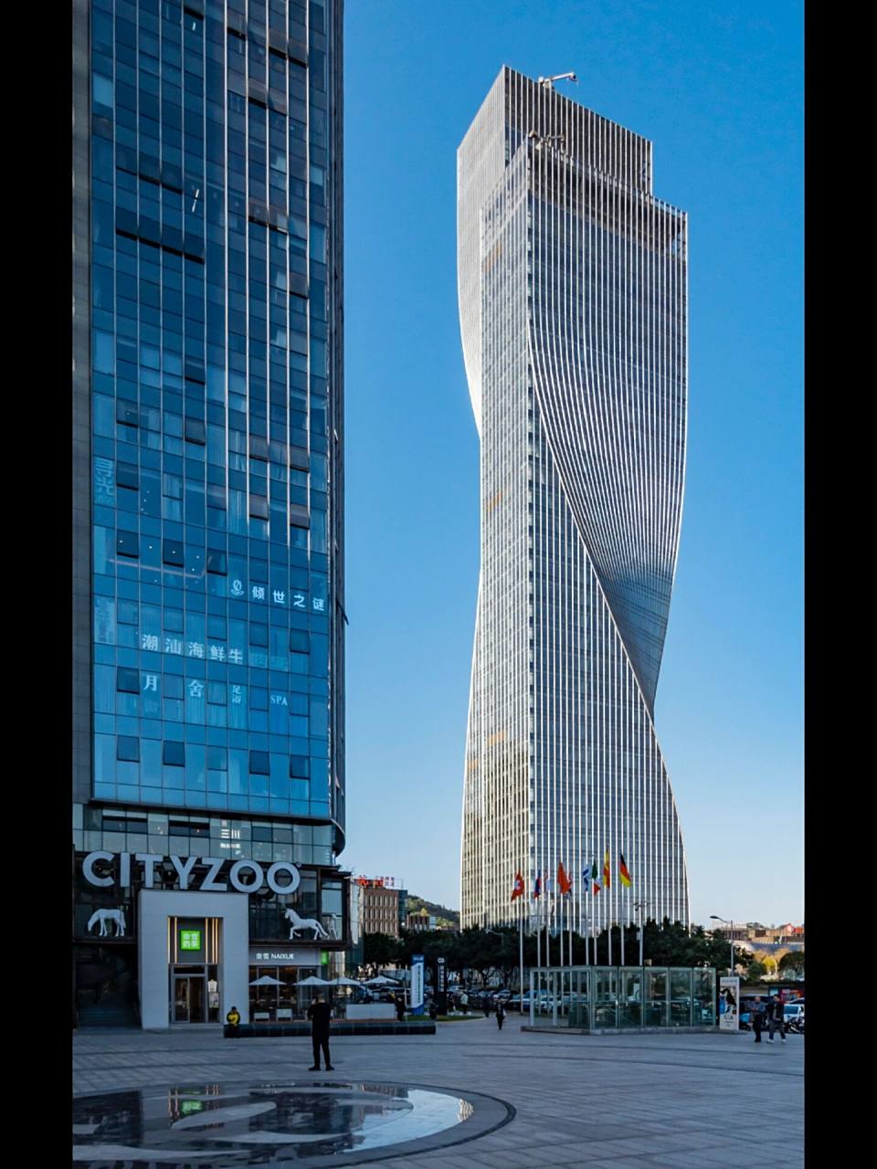 腾讯双总部|世界第一扭重庆太阳座 太阳座项目由凯达环球设计,总建筑