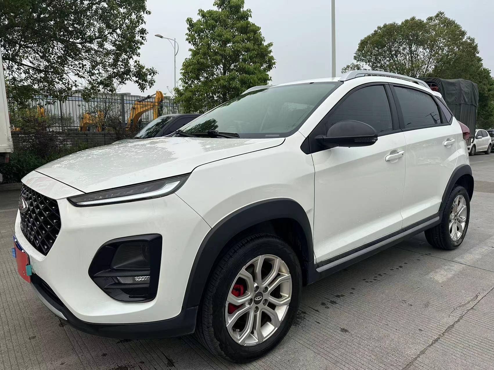 22年10月上牌奇瑞瑞虎3x,自动挡带天窗,全车原版原漆,1