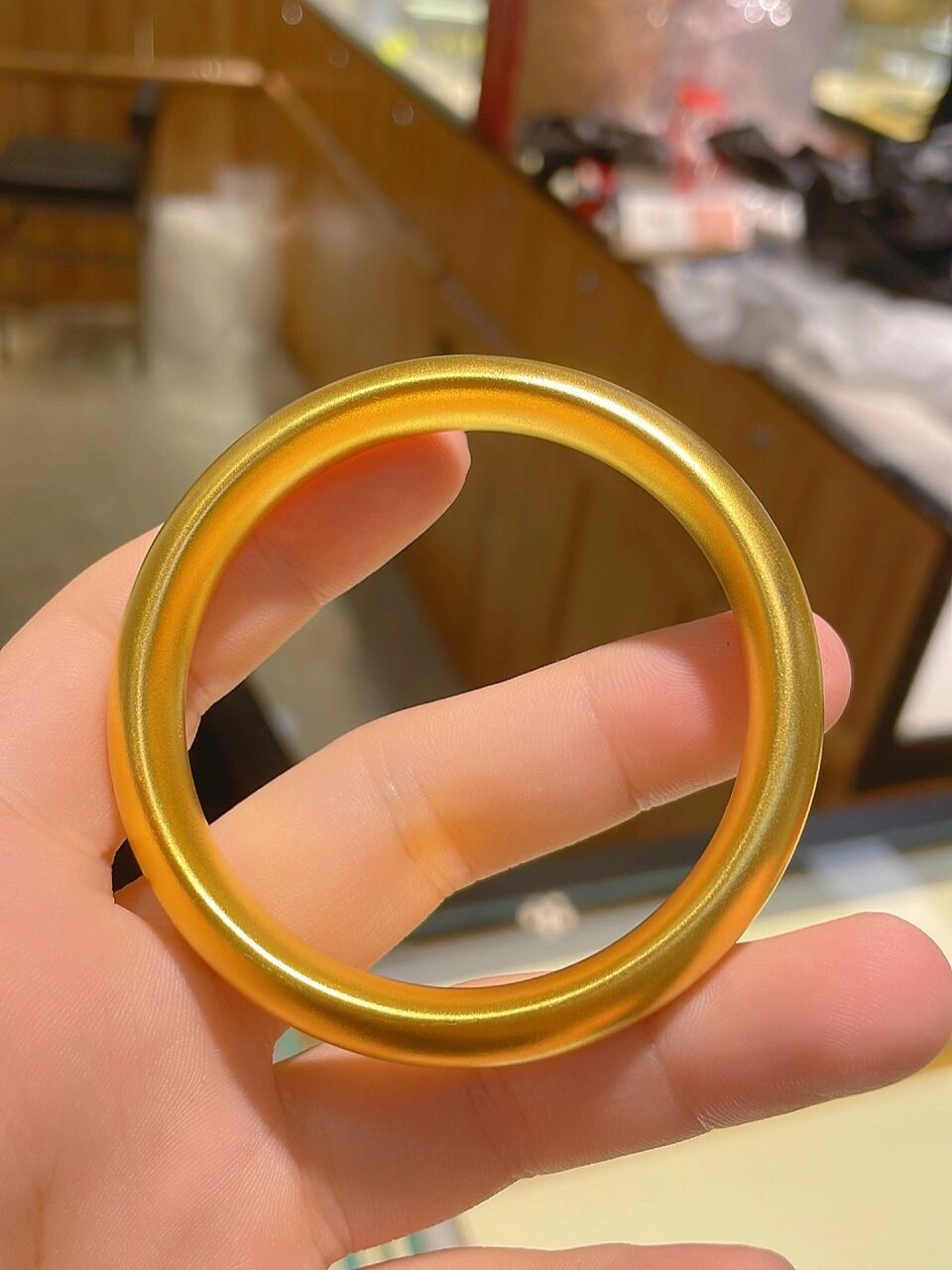 古法金泥鳅背手镯62克