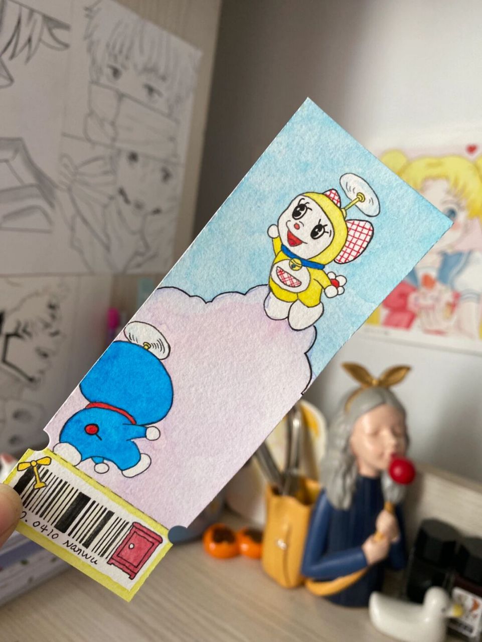 今天是简单又可爱的多啦a梦书签92 背景色可根据自己喜欢的调,我做