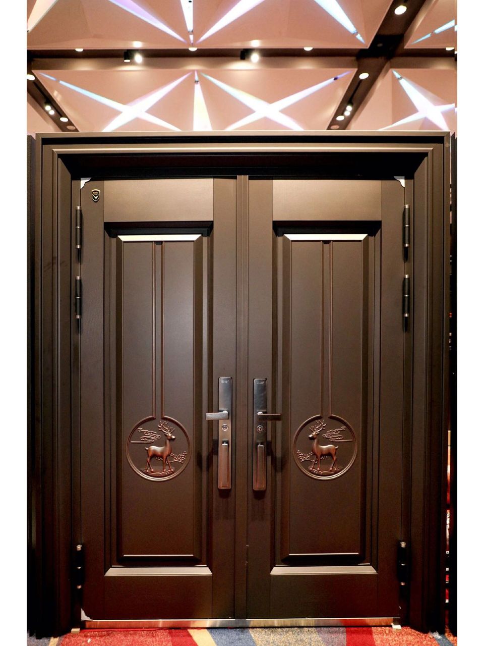 旺盛达军工品质别墅大门! 030r享轻奢床品套装!