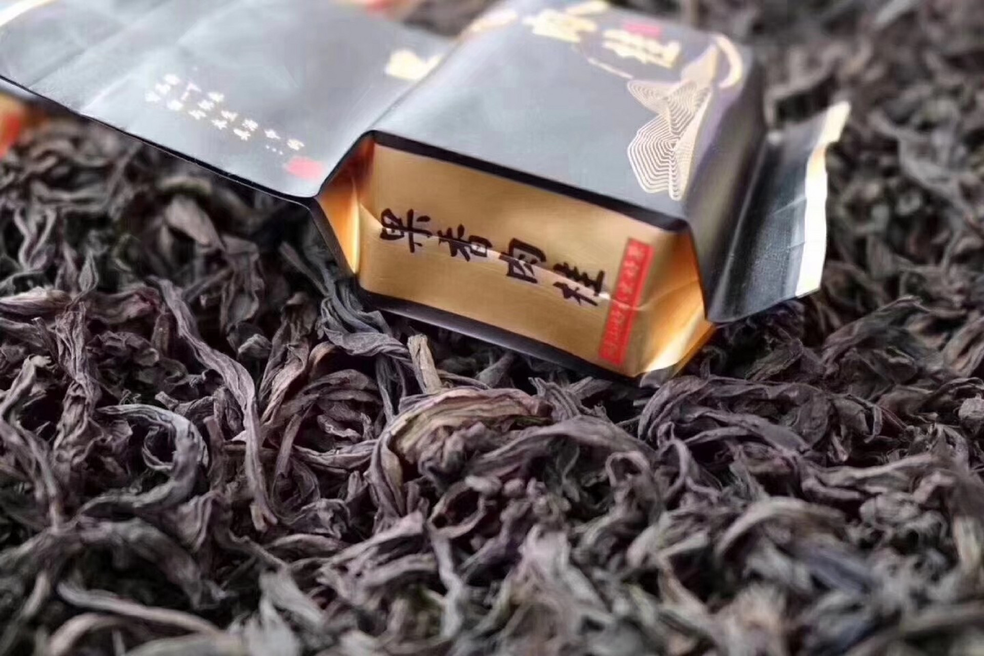 马头岩肉桂 马头岩肉桂 i 霸气却不失温柔.