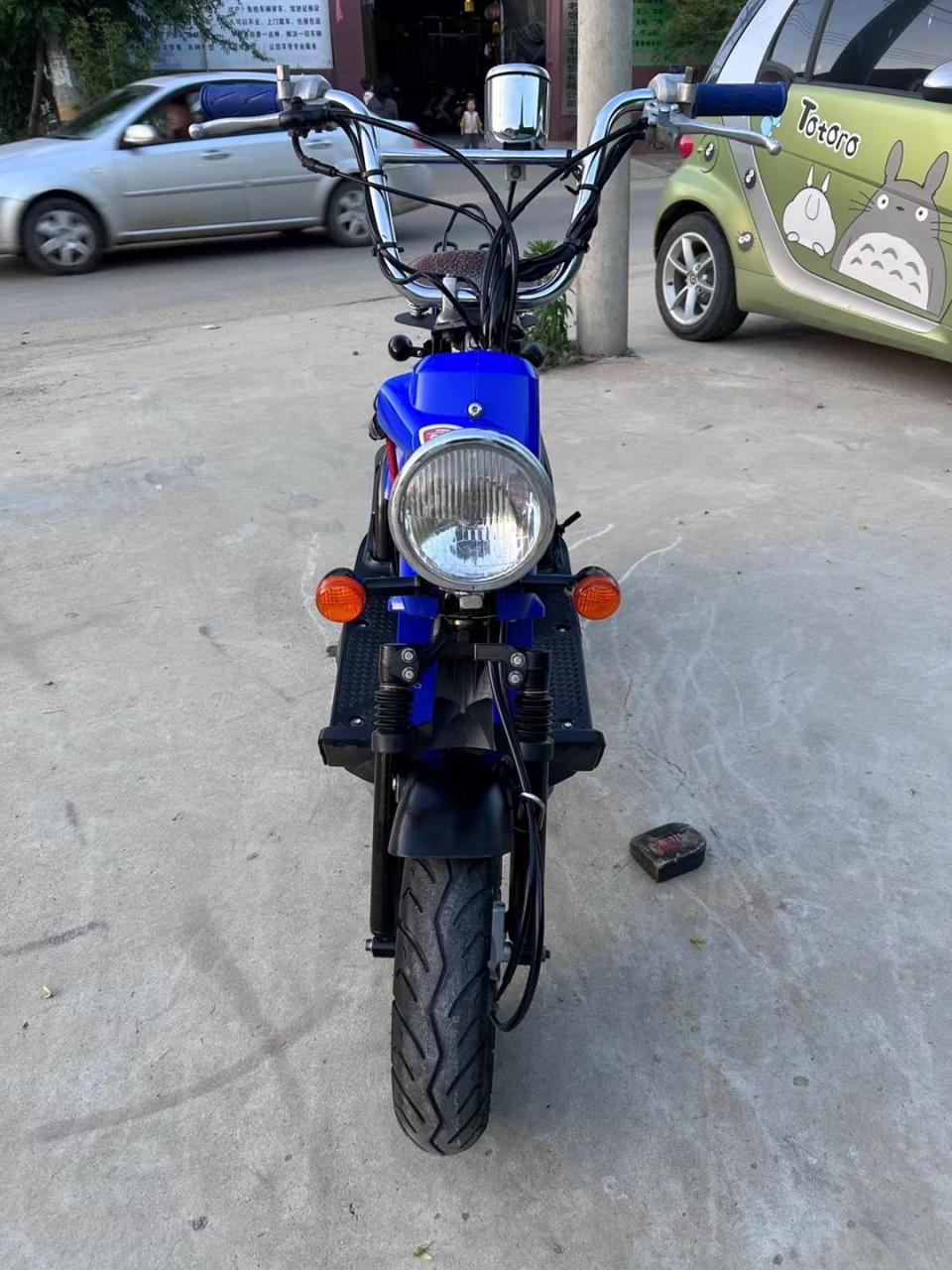 摩托车 总有一款适合你 8800名盘本田小恐龙04收藏价值特高:日本bds