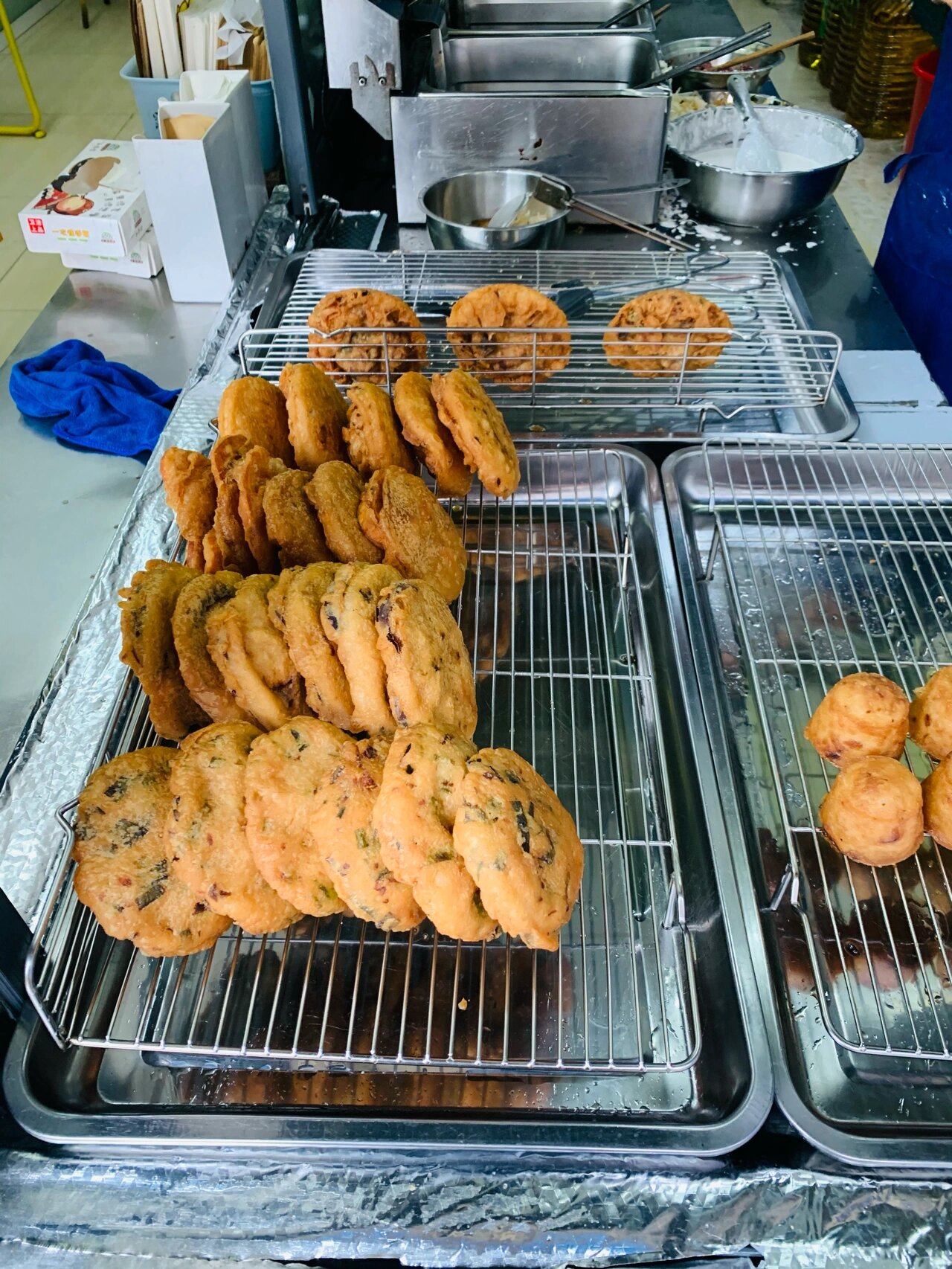 清远美食|连州特色小吃95炸糍酸浸缸