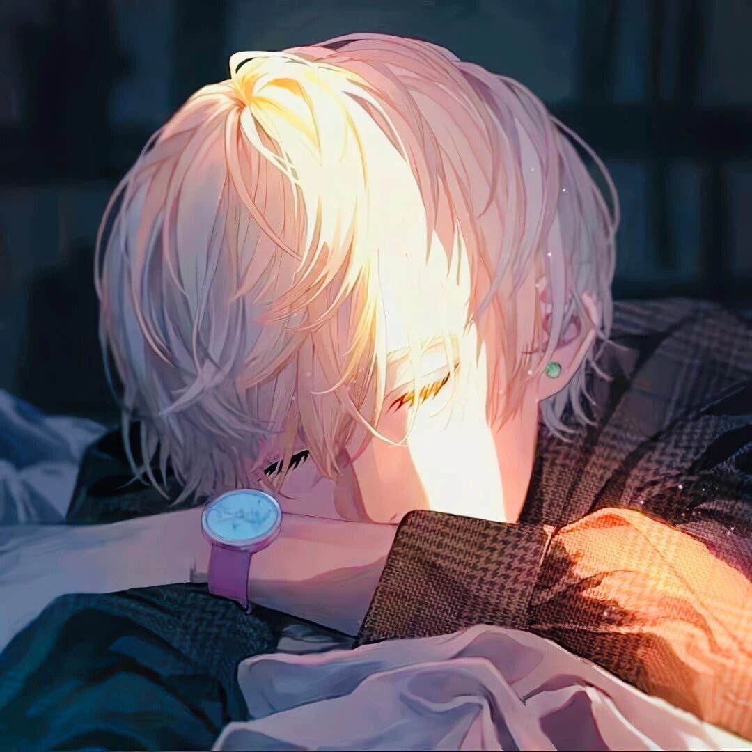 阳光慵懒睡意动漫男生头像