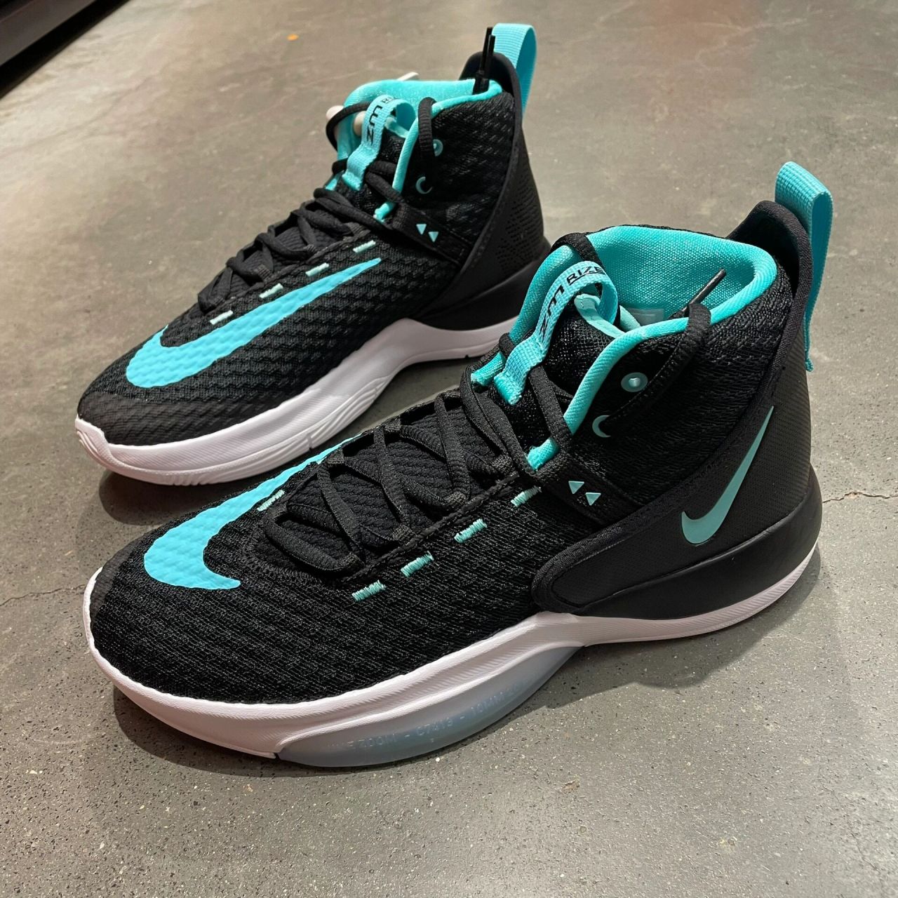 篮球鞋出 原价 1099 98nike zoom rize ep高帮实战缓震气垫篮球鞋