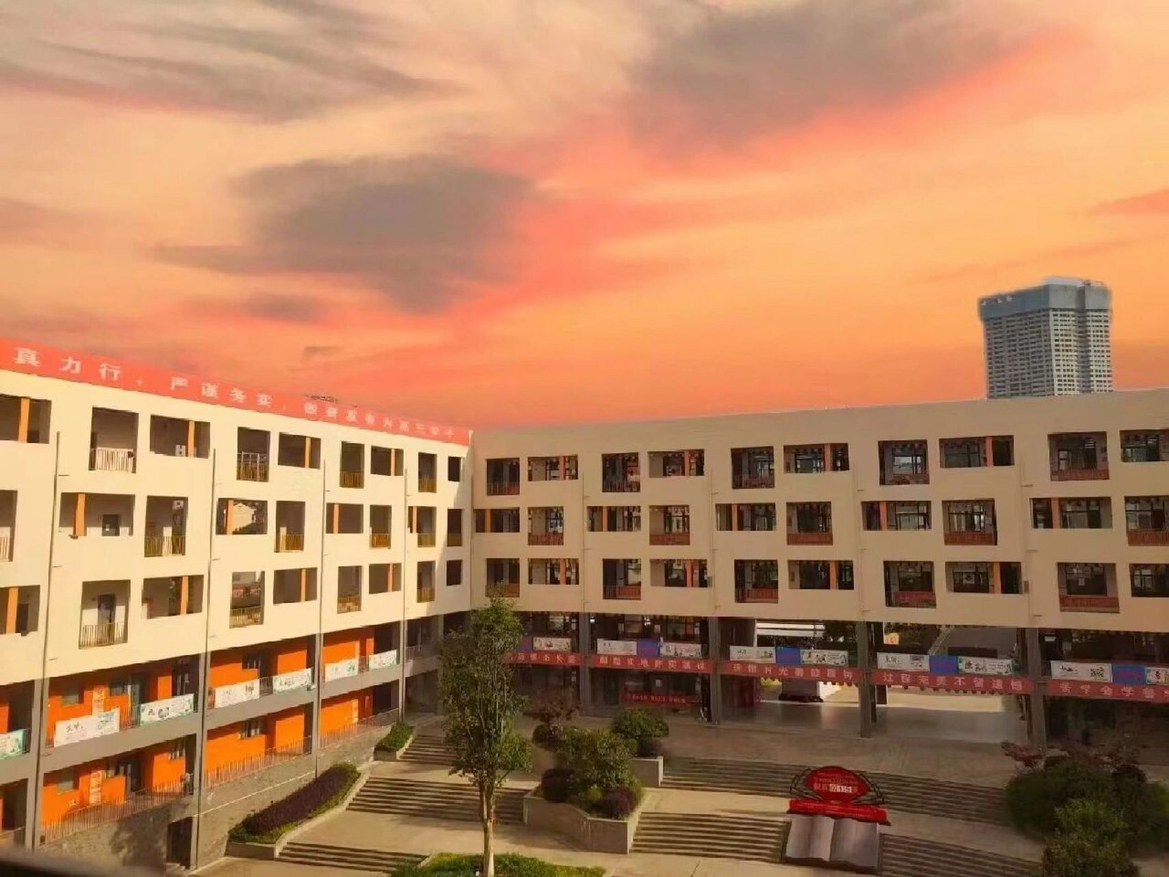 好怀恋宣城二中的时光啊 无时不伤心,遥夜思故人