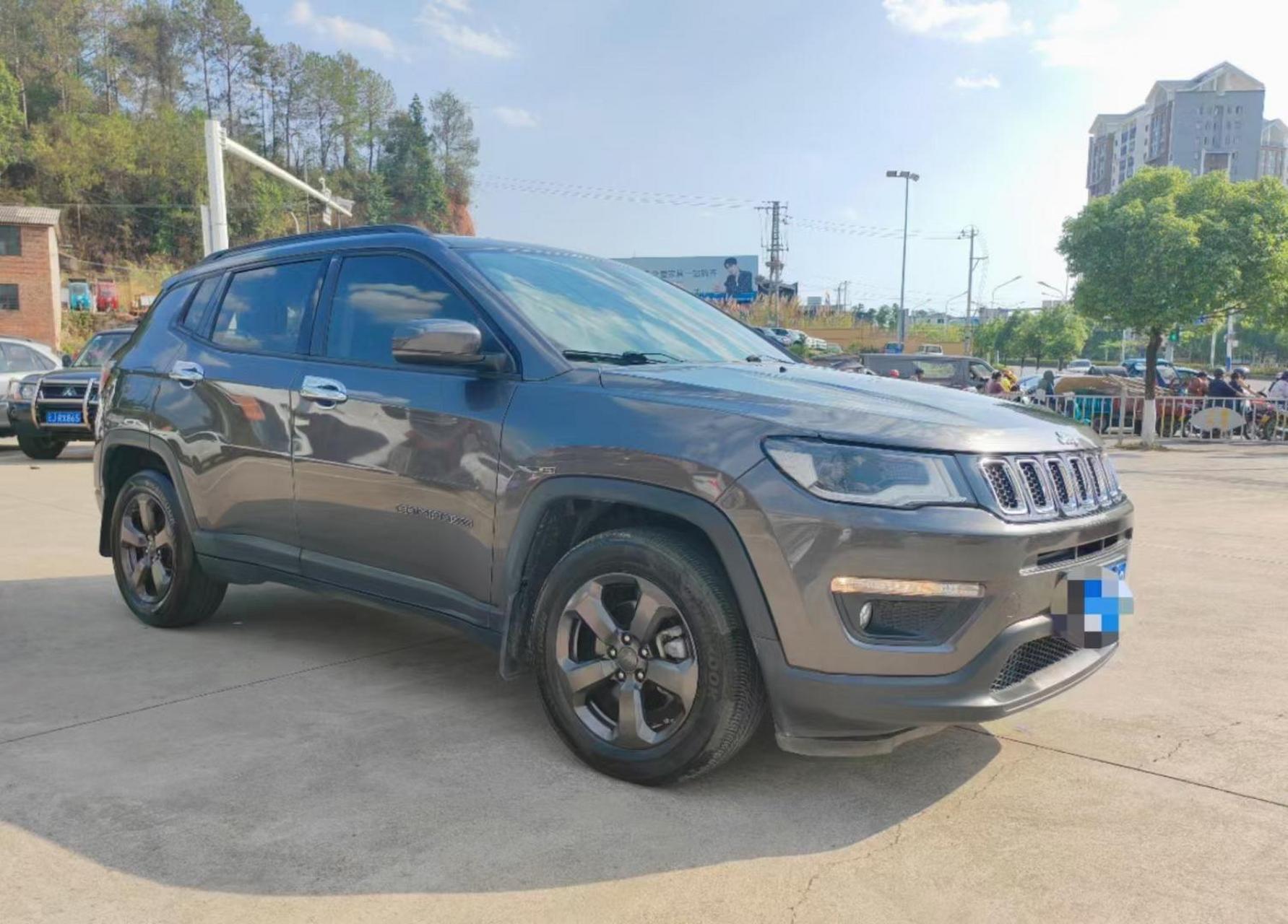 手动2017年吉普指南者1.