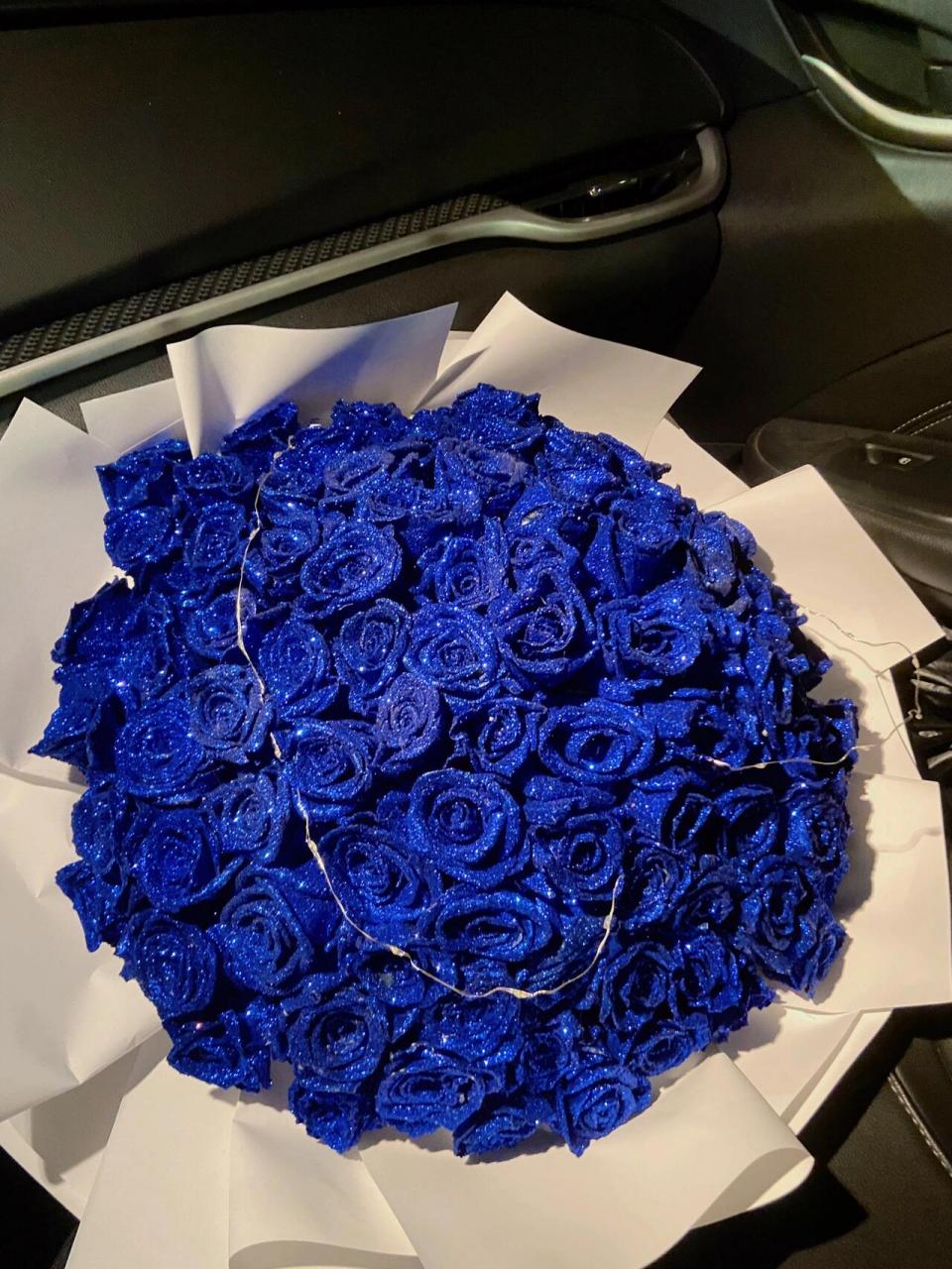 七夕花束 99朵蓝色妖姬