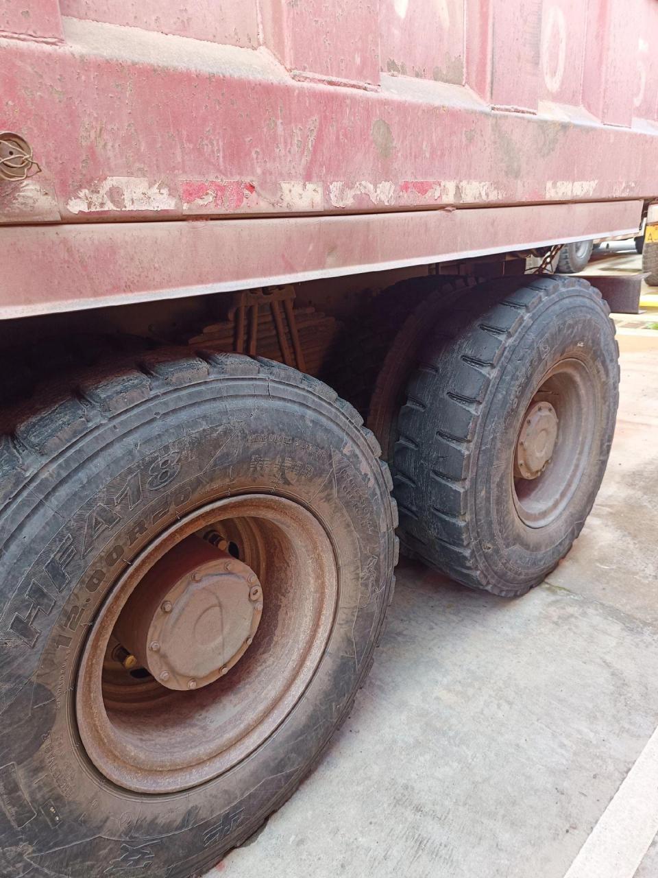 解放j6p后八轮自卸车,20年5月上户,精品国五,500马力锡柴,6.
