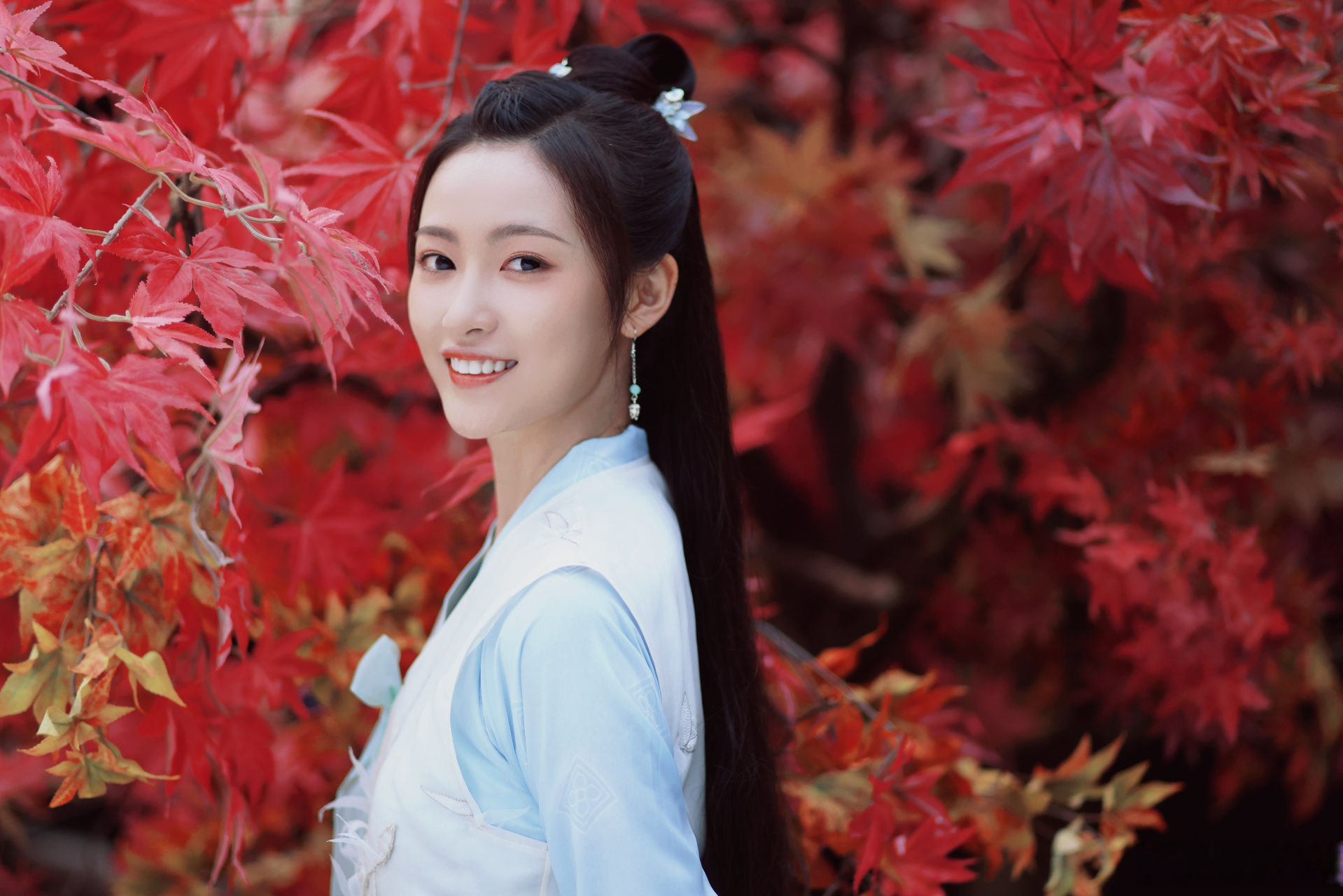 (苑书:苑琴,给俺也整一句文邹邹的词)    #安