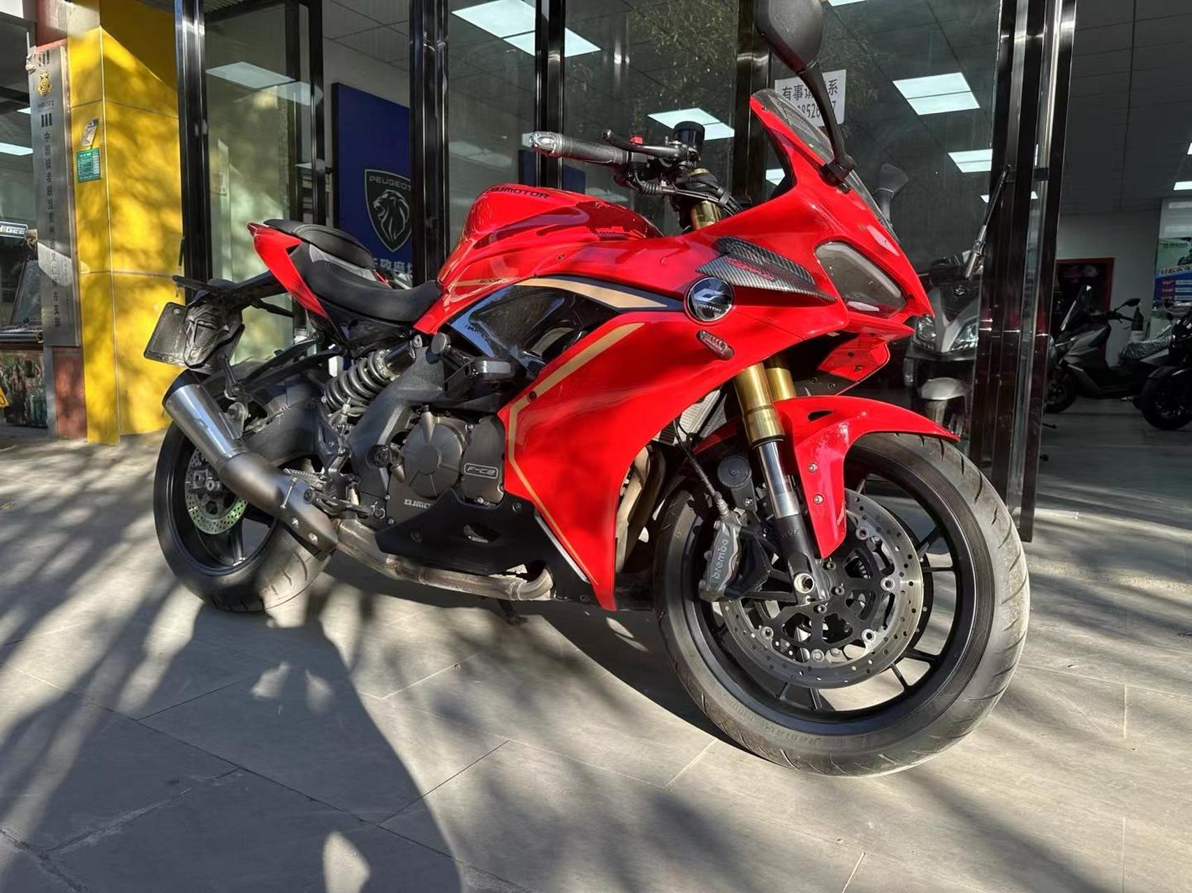 qj赛600高配版,23年出厂23年8半年上户,1165公里,无摔无倒,无刮无擦