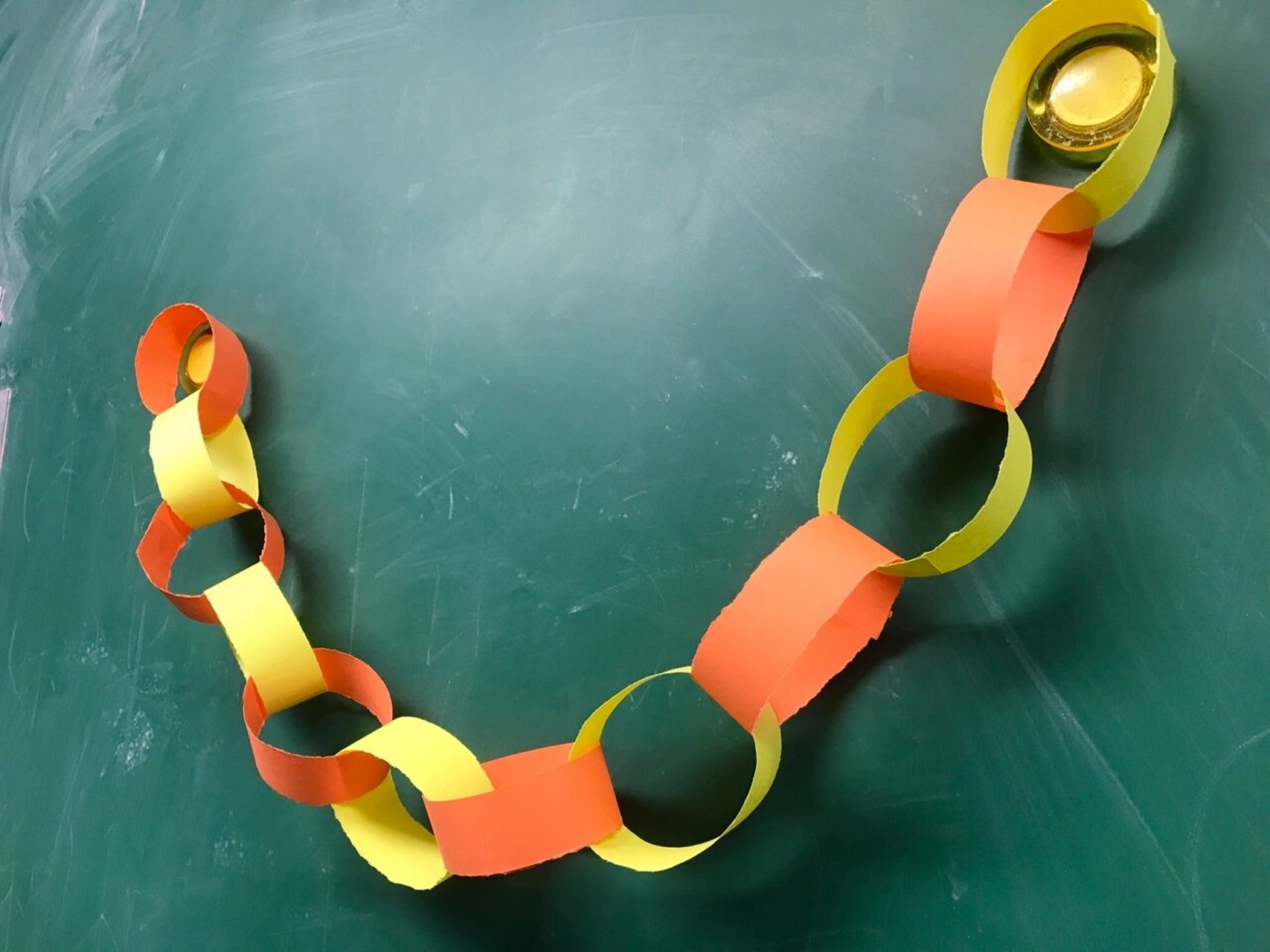 纸拉花2 |步骤图 有趣的吊饰 小学美术低段手工制作步骤图,儿童剪纸