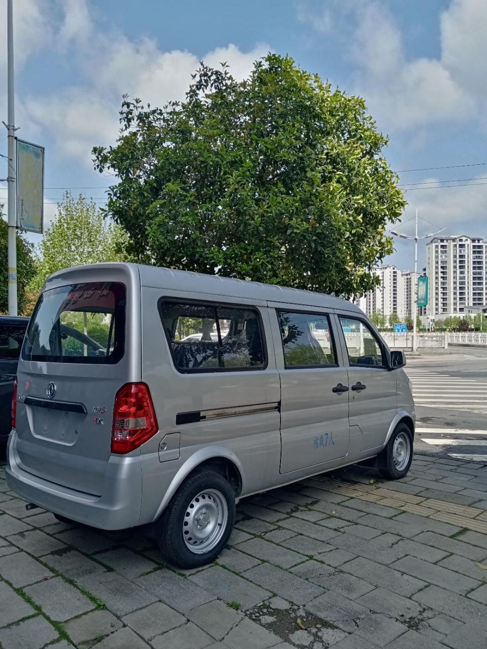 分享东风小康面包车7座