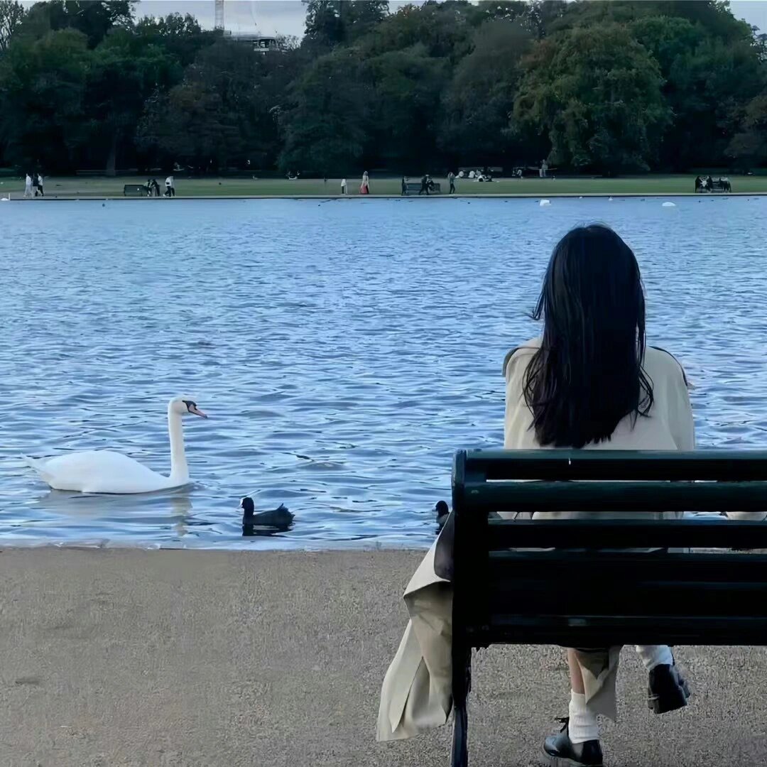 好看的女生背影头像91