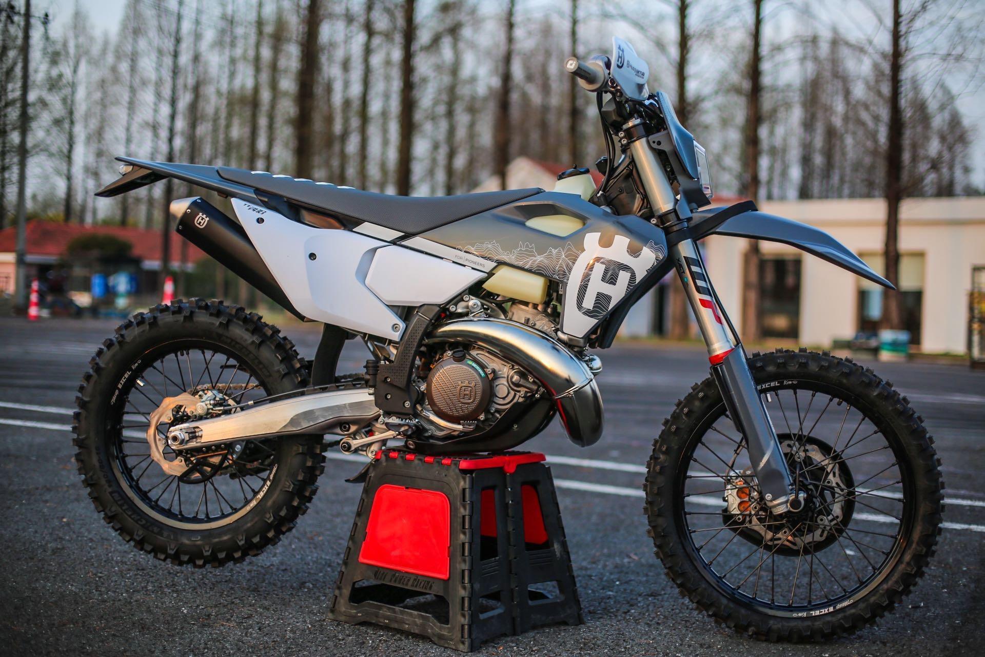 胡斯瓦纳24款te300,胡斯瓦纳24款te300pro,雅马哈50周年yz250f,gasgas