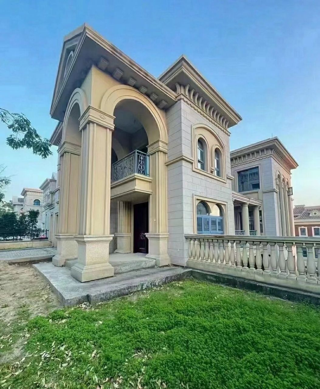 宝珊花园独栋别墅出售 93宝珊花园翡丽山大独栋 南北朝向,停车方便