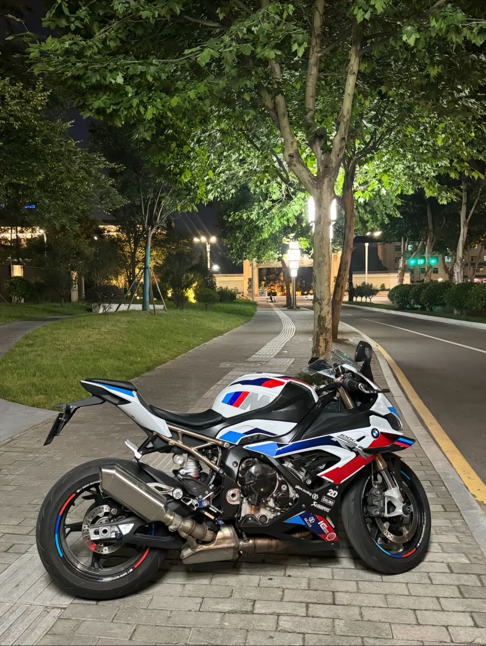宝马摩托车报价及图片大全来了