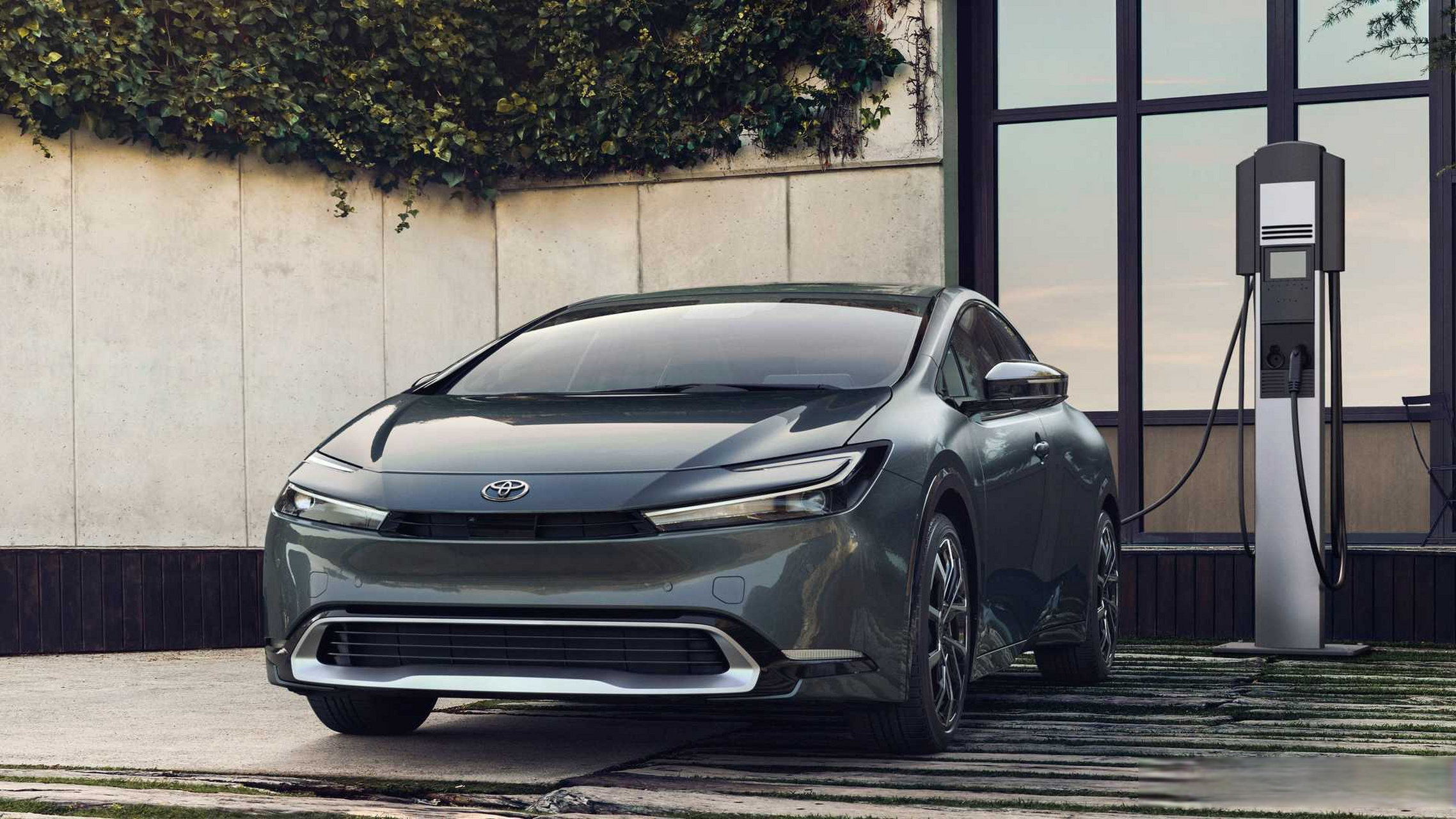 全新丰田普锐斯prime在北美上市,3.23万美元起售.搭载2.