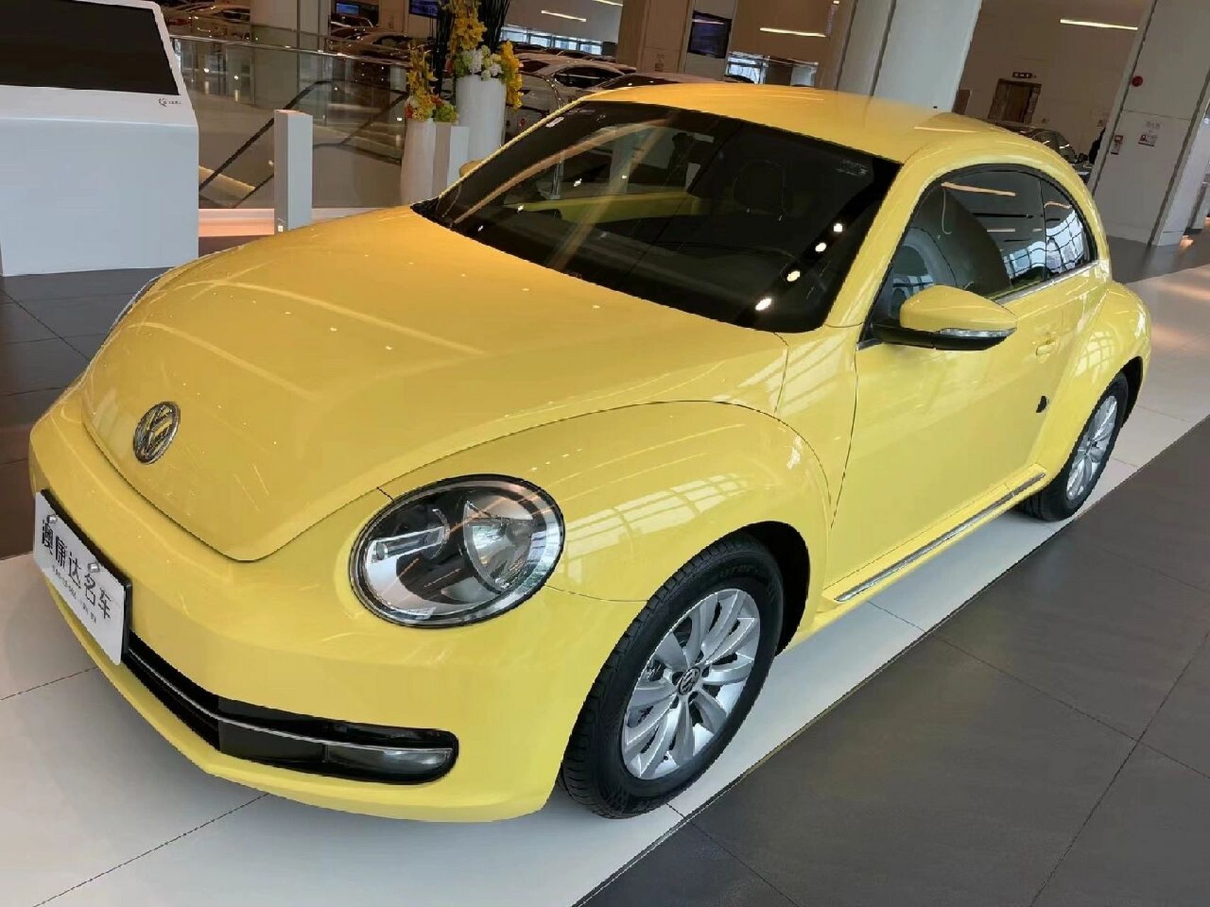 10万预算适合女生买来练手的小车车 大众甲壳虫/1.