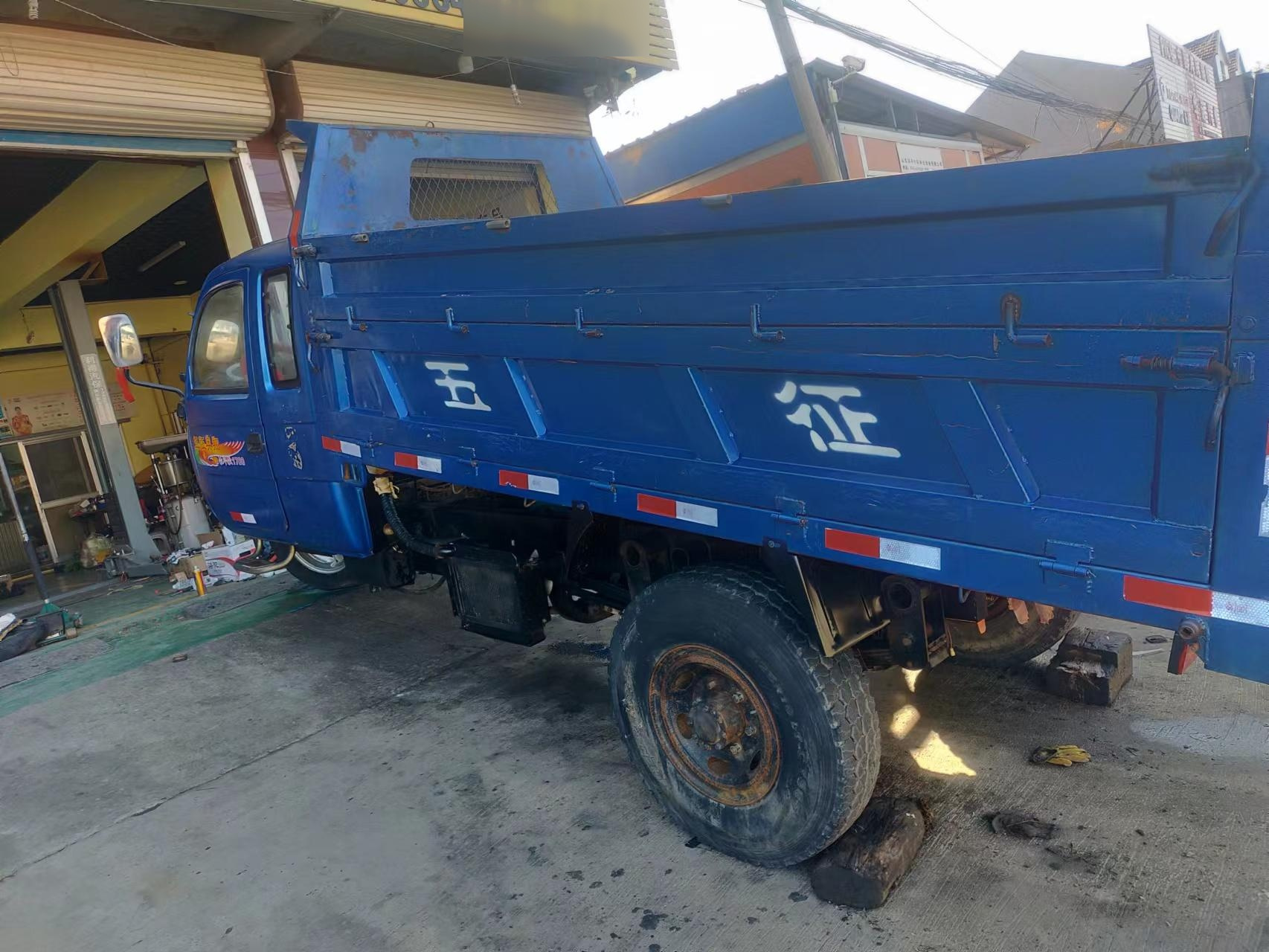 五征奥翔1700,3.4米斗,35发动机,10档高低档