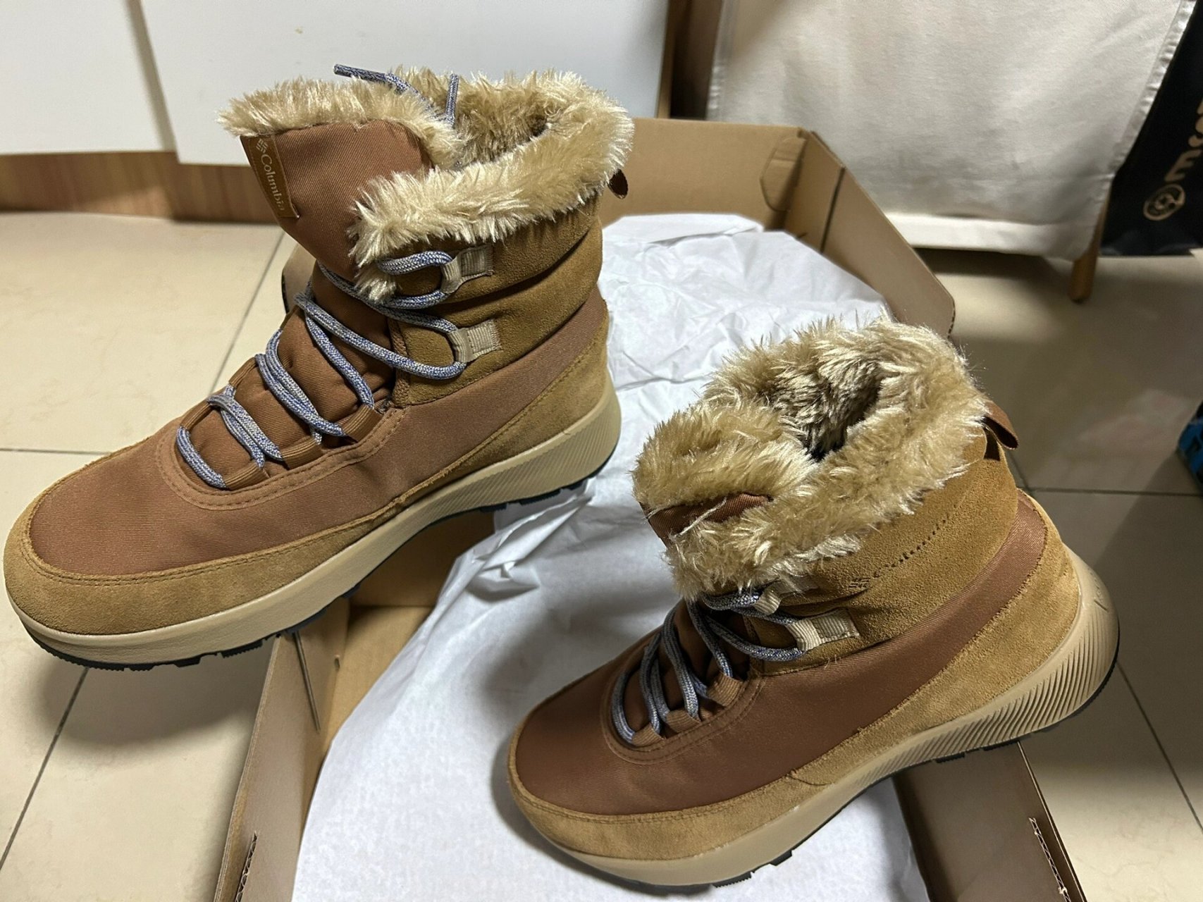 5,39,40 columbia哥伦比亚户外女子防水干爽舒适保暖绒毛雪地靴bl2117