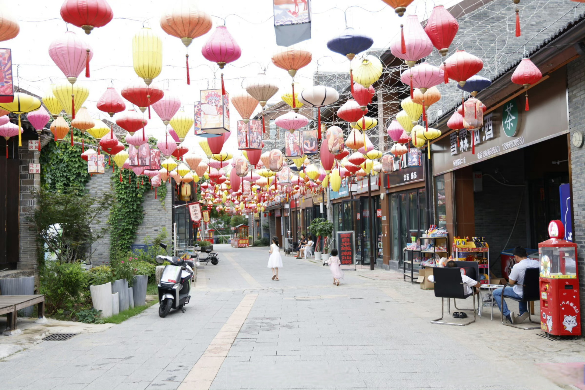 今天来畅游滁州的一个美食天堂——遵阳美食街!