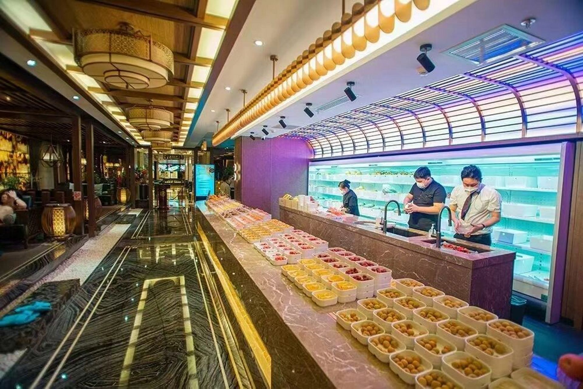 三鼎园商务休闲浴都 三鼎园商务休闲浴都 坐落于天津市滨海新区~ 大港
