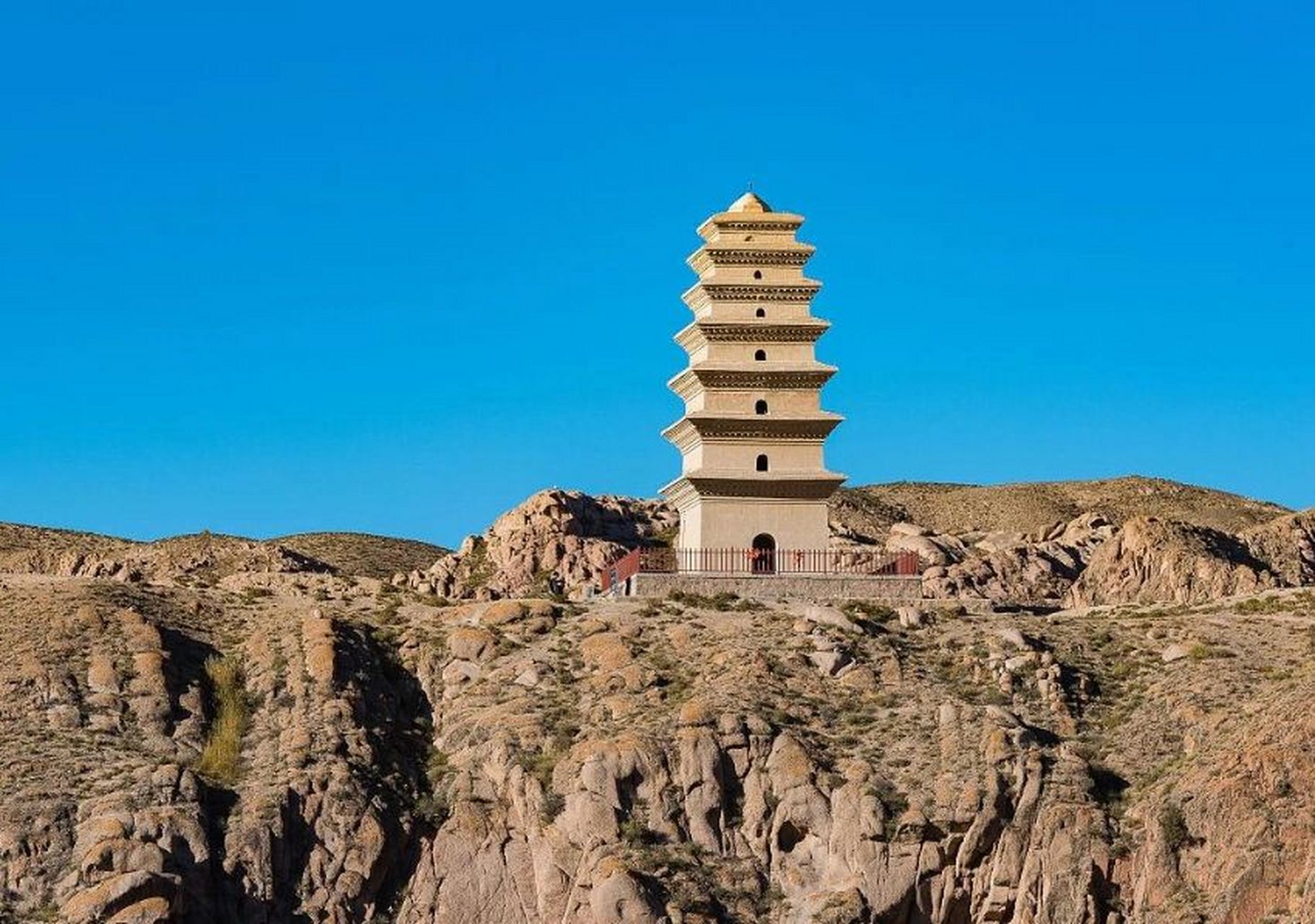 永昌县景点 永昌县 骊靬城  明长城 钟鼓楼 金川峡水库 圣容寺塔 北海