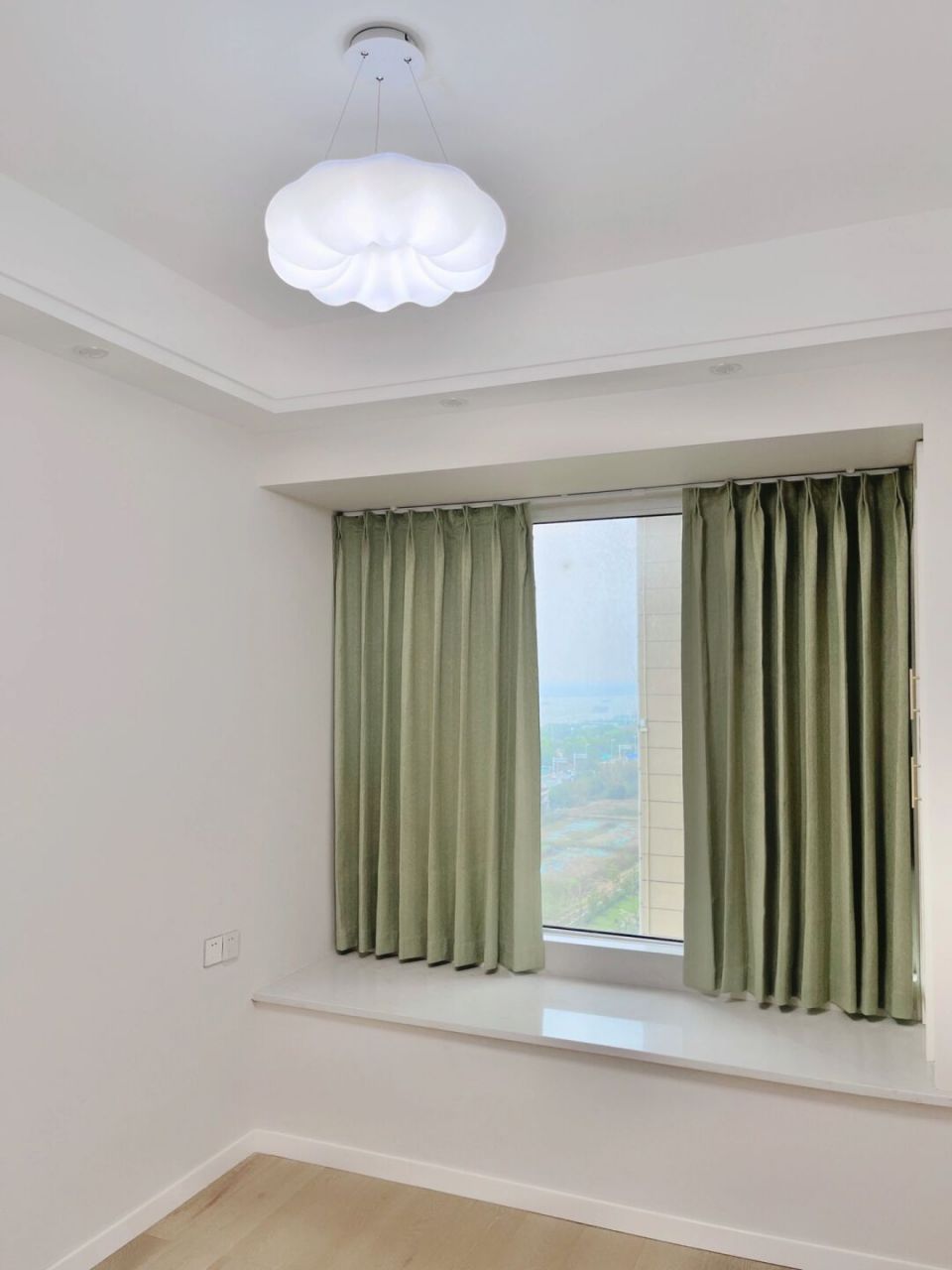 抹茶绿窗帘真好看!