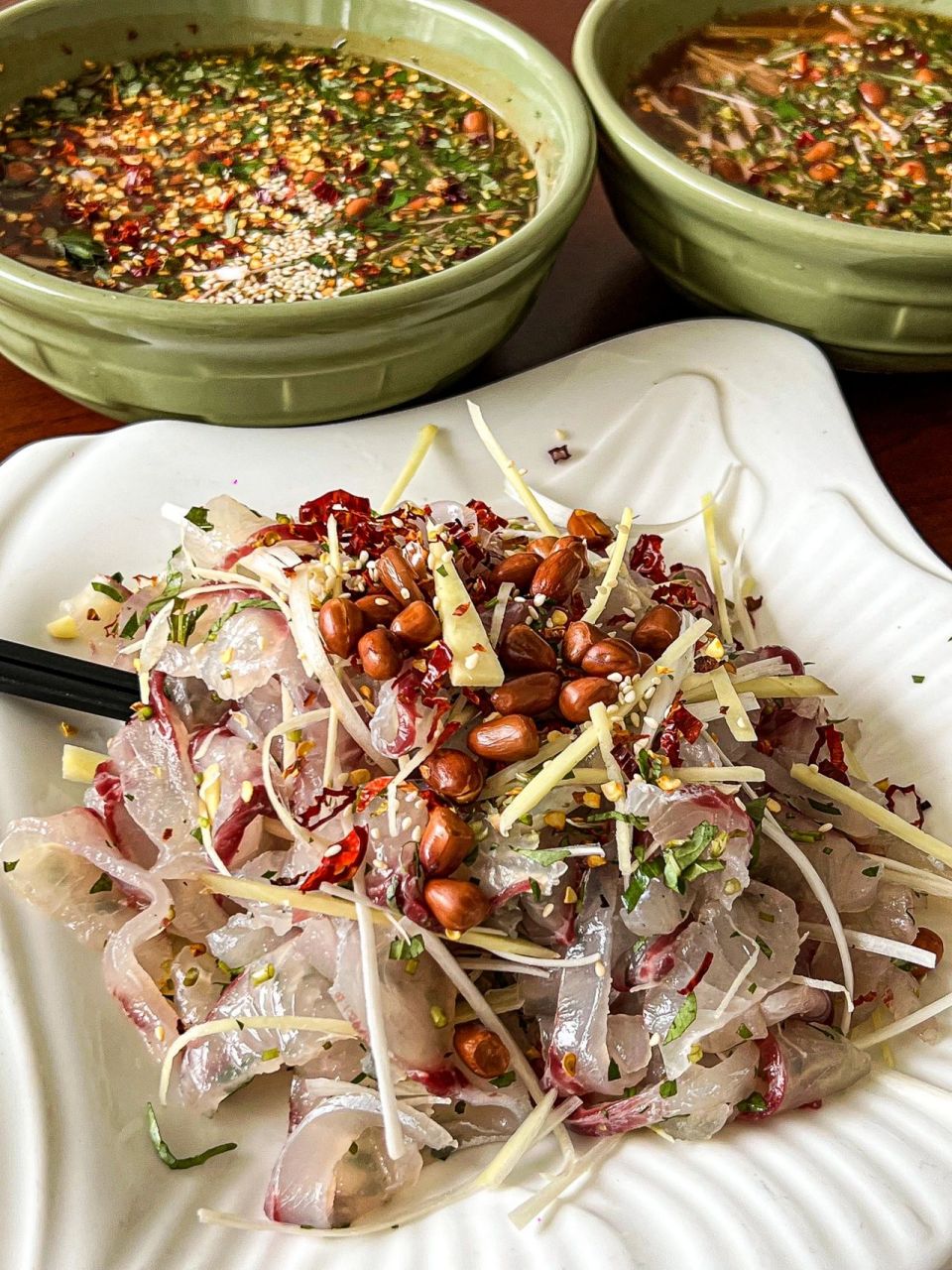 桂林龙胜美食分享61江上人家的酸水鱼生!