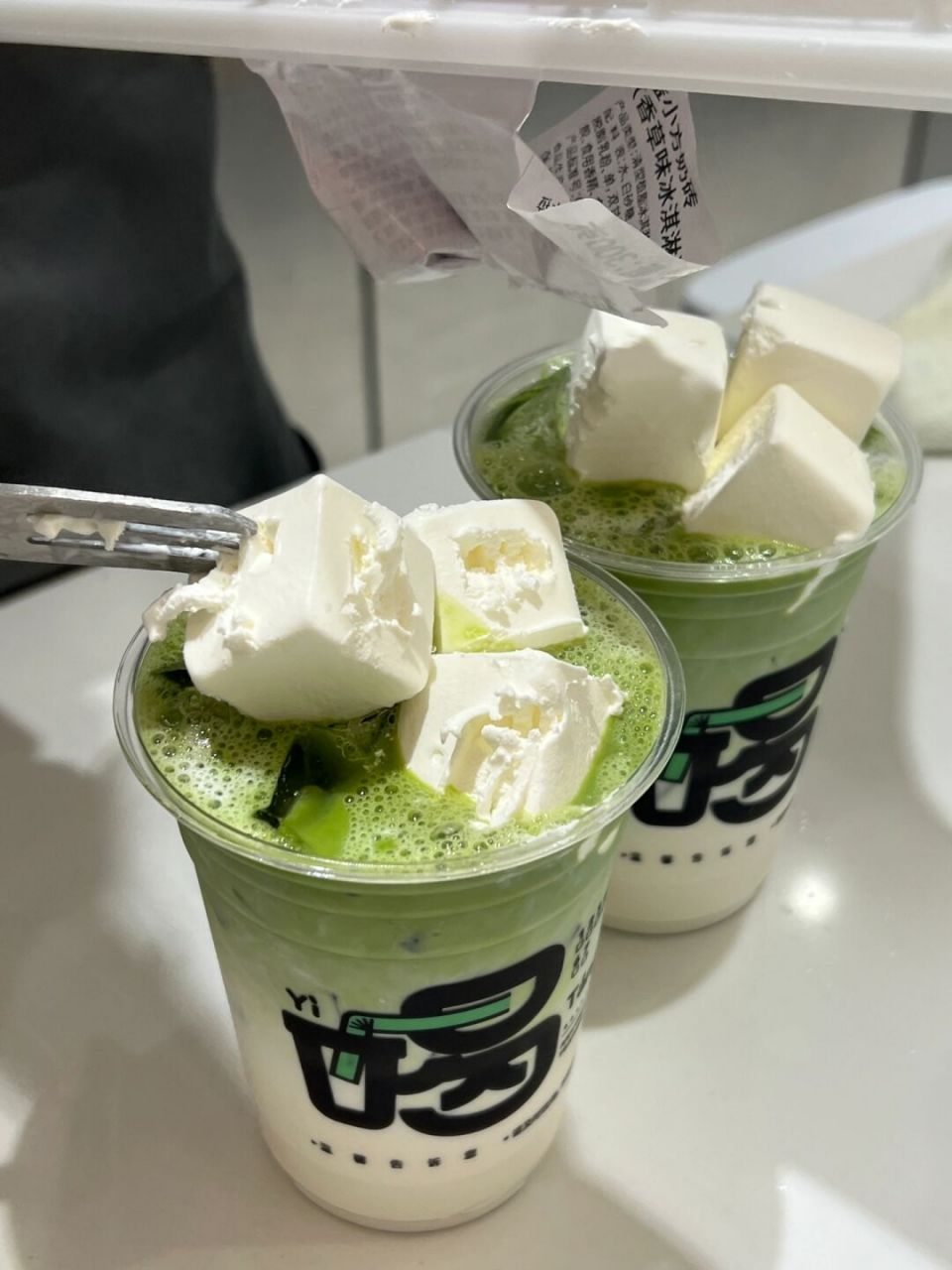 益禾堂新品# #给我一杯奶茶# #一起嚯奶茶# #吃了甜食会开心