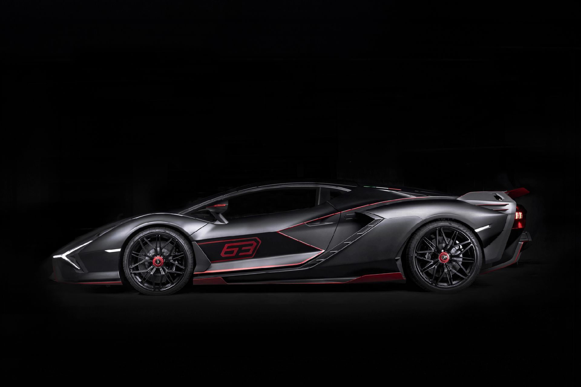 lamborghini sián fkp 37 785马力钛合金气门6.