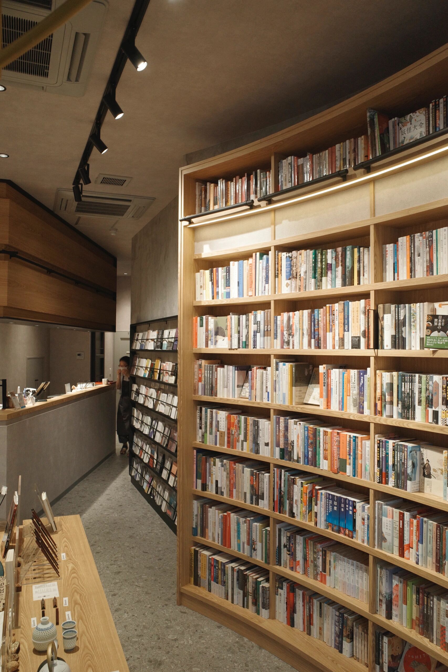 29-8.24) 地点:东京银座单向街书店