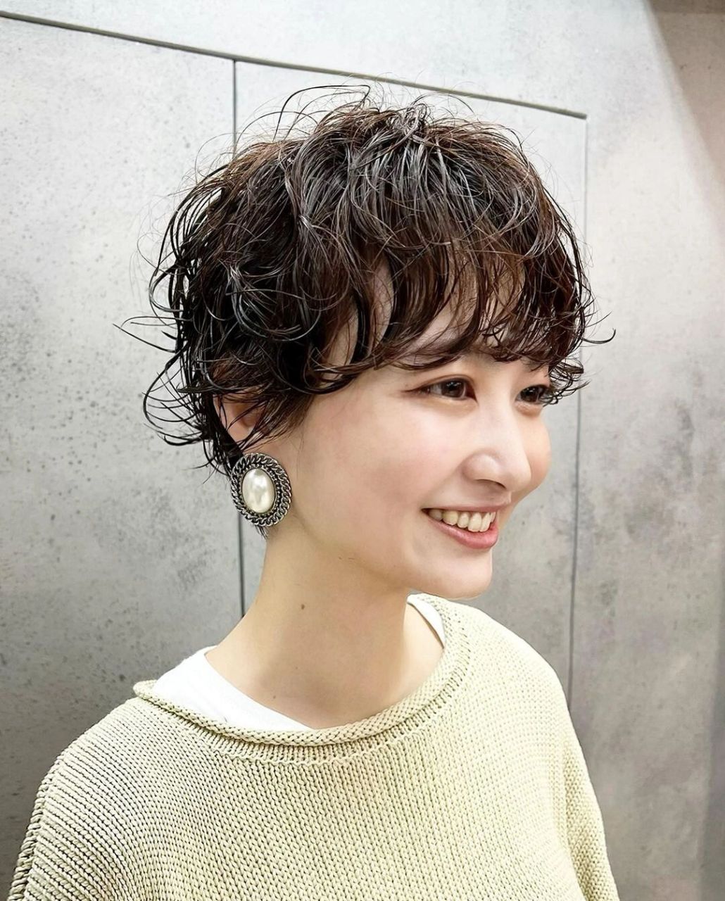 清新时尚的短发纹理烫 给大家分享一组清新时尚的短发纹理烫发型.