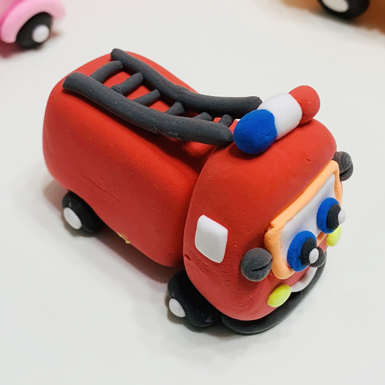 粘土手工交通工具2|小汽车黏土亲子创意手工