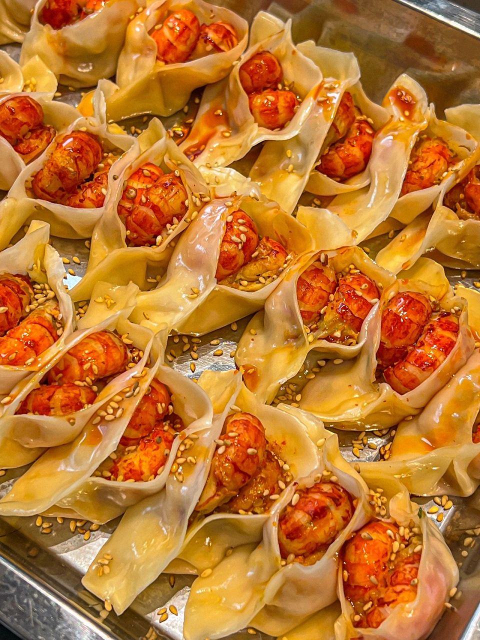 "开口笑"小龙虾饺子09一整盘都是我的啦 我在南京也吃到龙虾开口