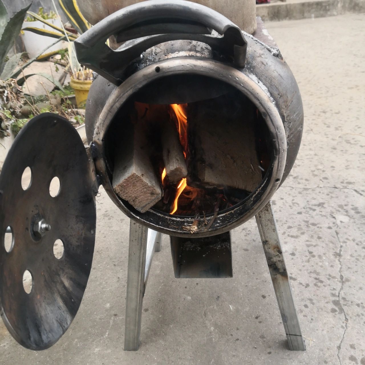 自制简单烧柴炉图片